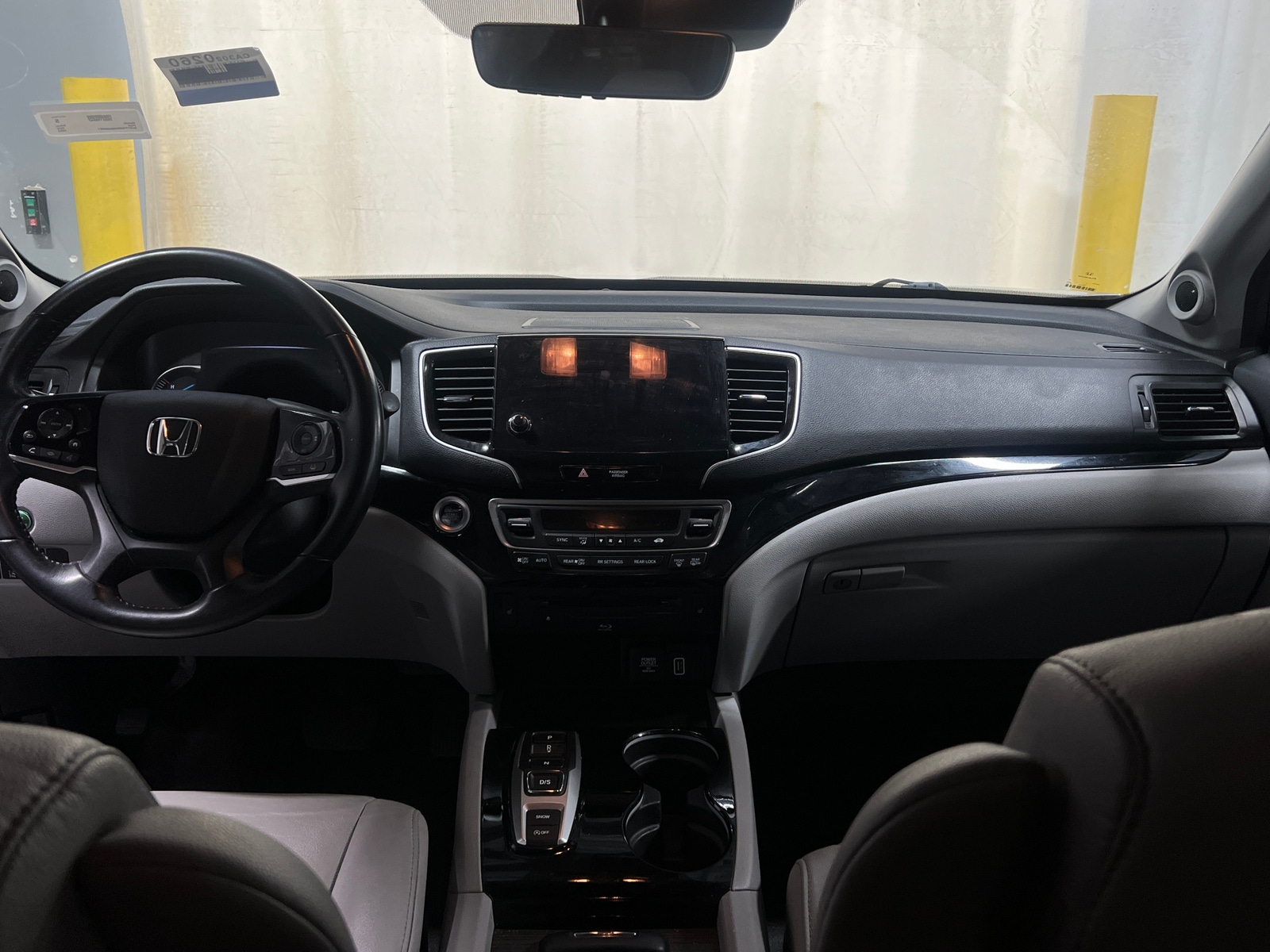 Thumbnail: 2022 Honda Pilot - 2