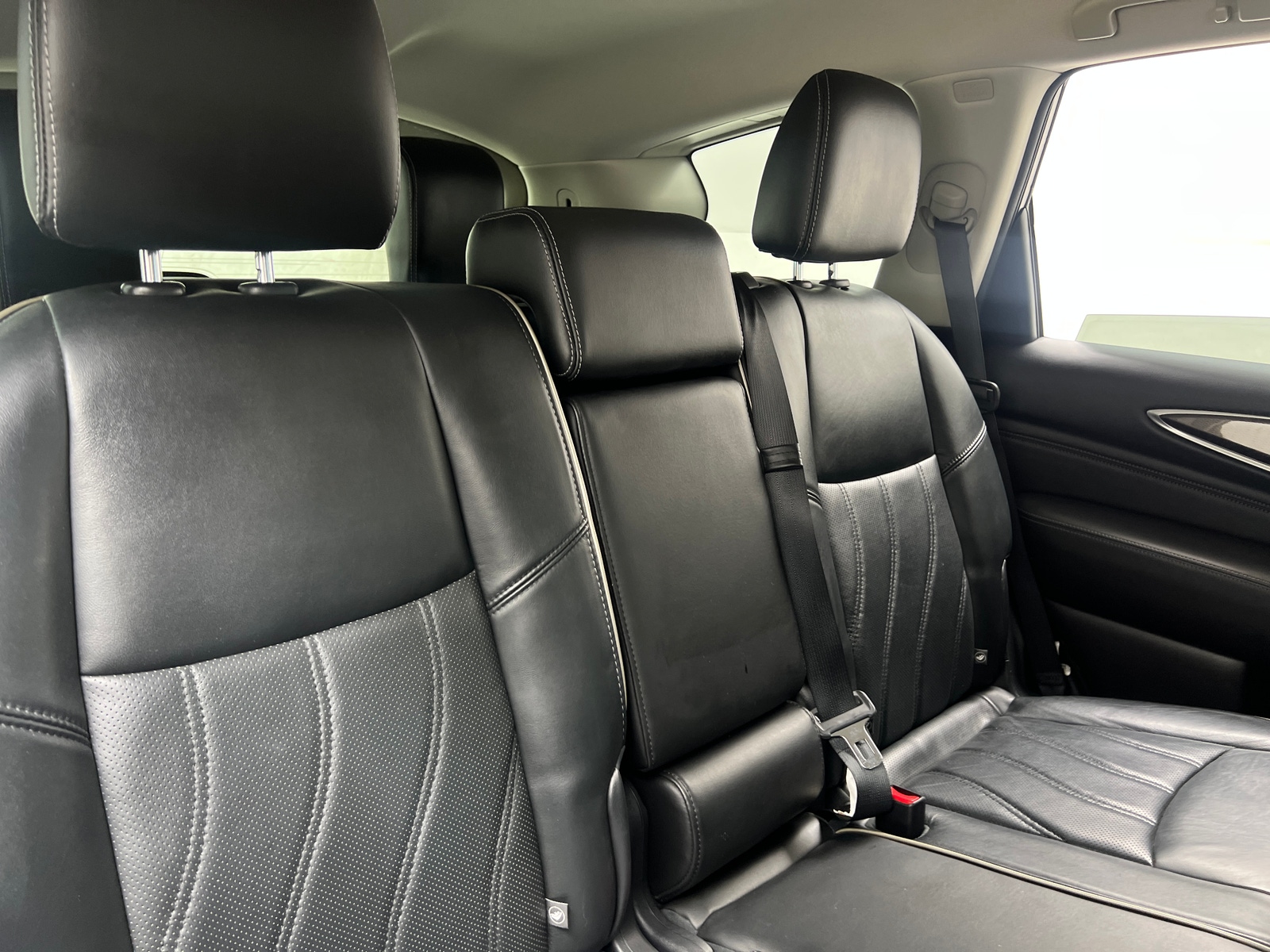 Thumbnail: 2016 INFINITI QX60 - 5