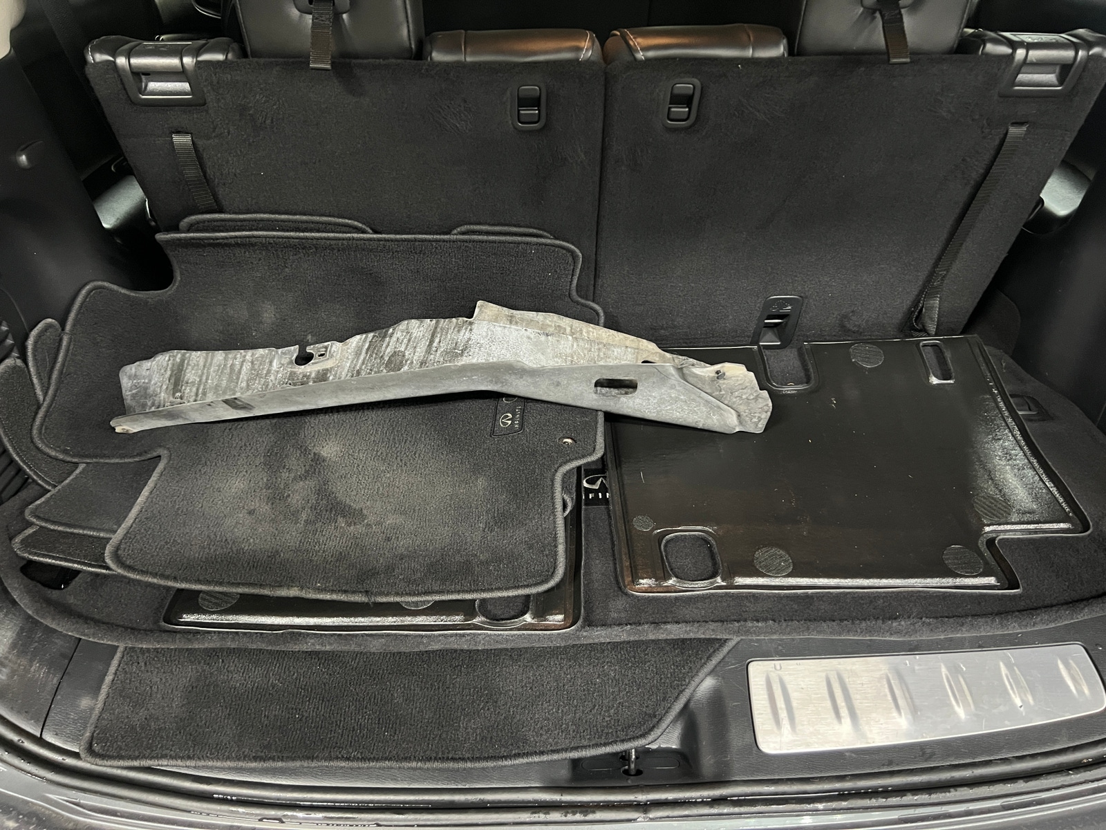 Thumbnail: 2016 INFINITI QX60 - 6