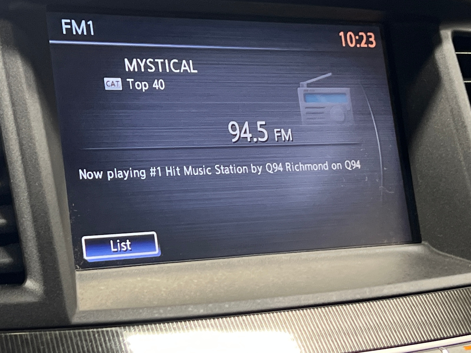 Thumbnail: 2016 INFINITI QX60 - 3