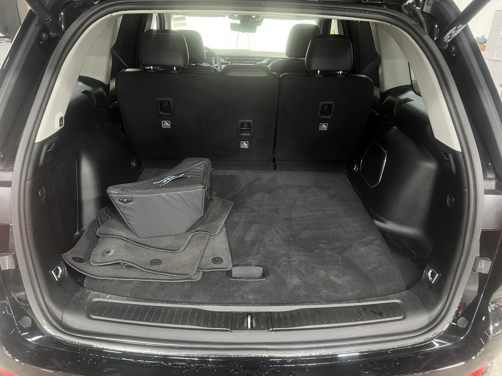 Thumbnail: 2023 Jeep Grand Cherokee - 6