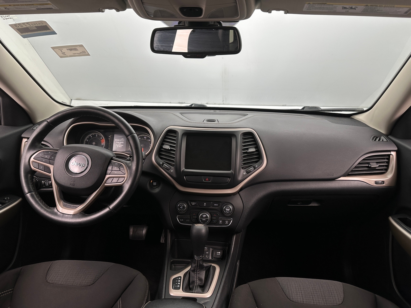 Thumbnail: 2017 Jeep Cherokee - 3