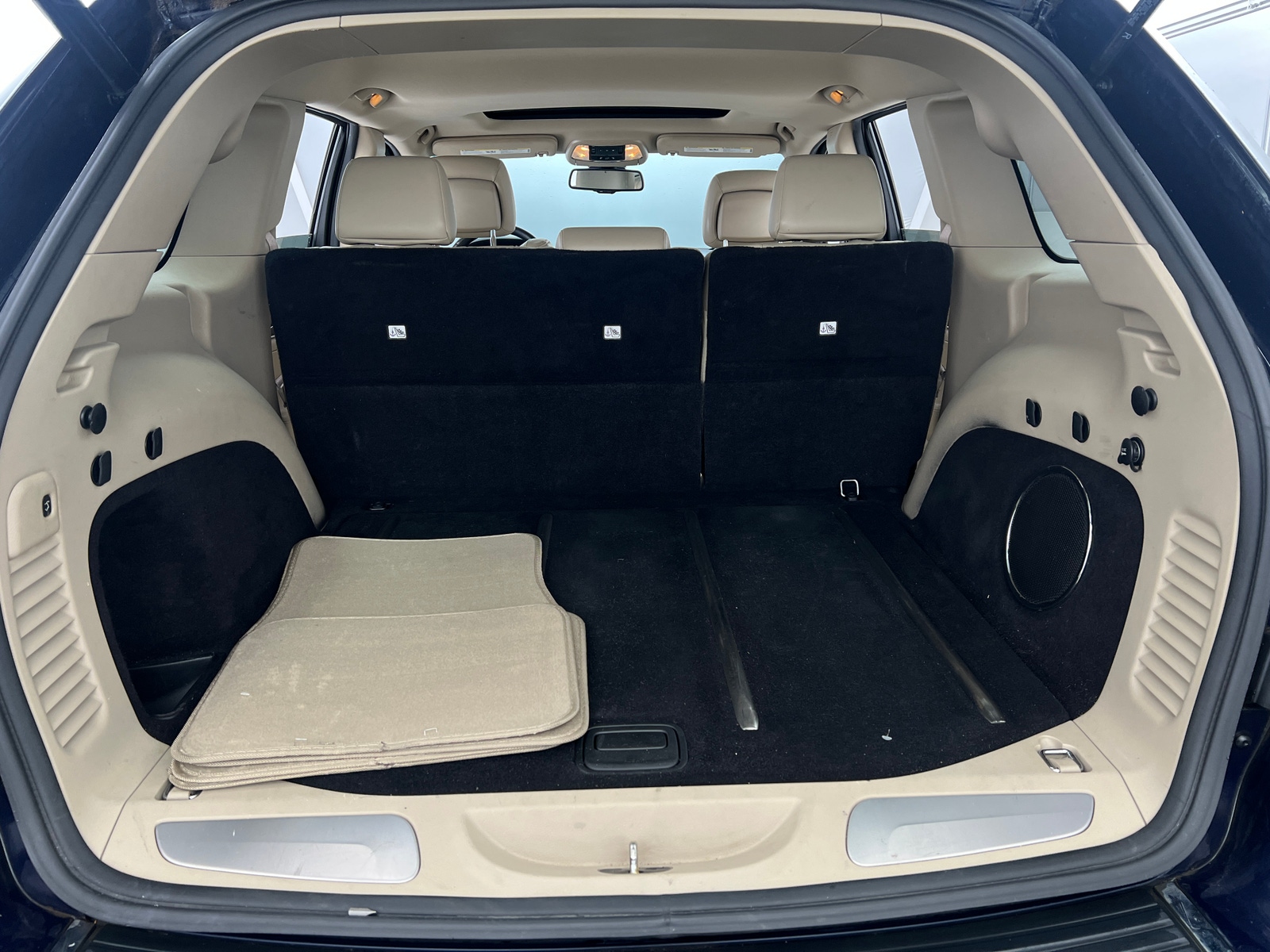 Thumbnail: 2014 Jeep Grand Cherokee - 6