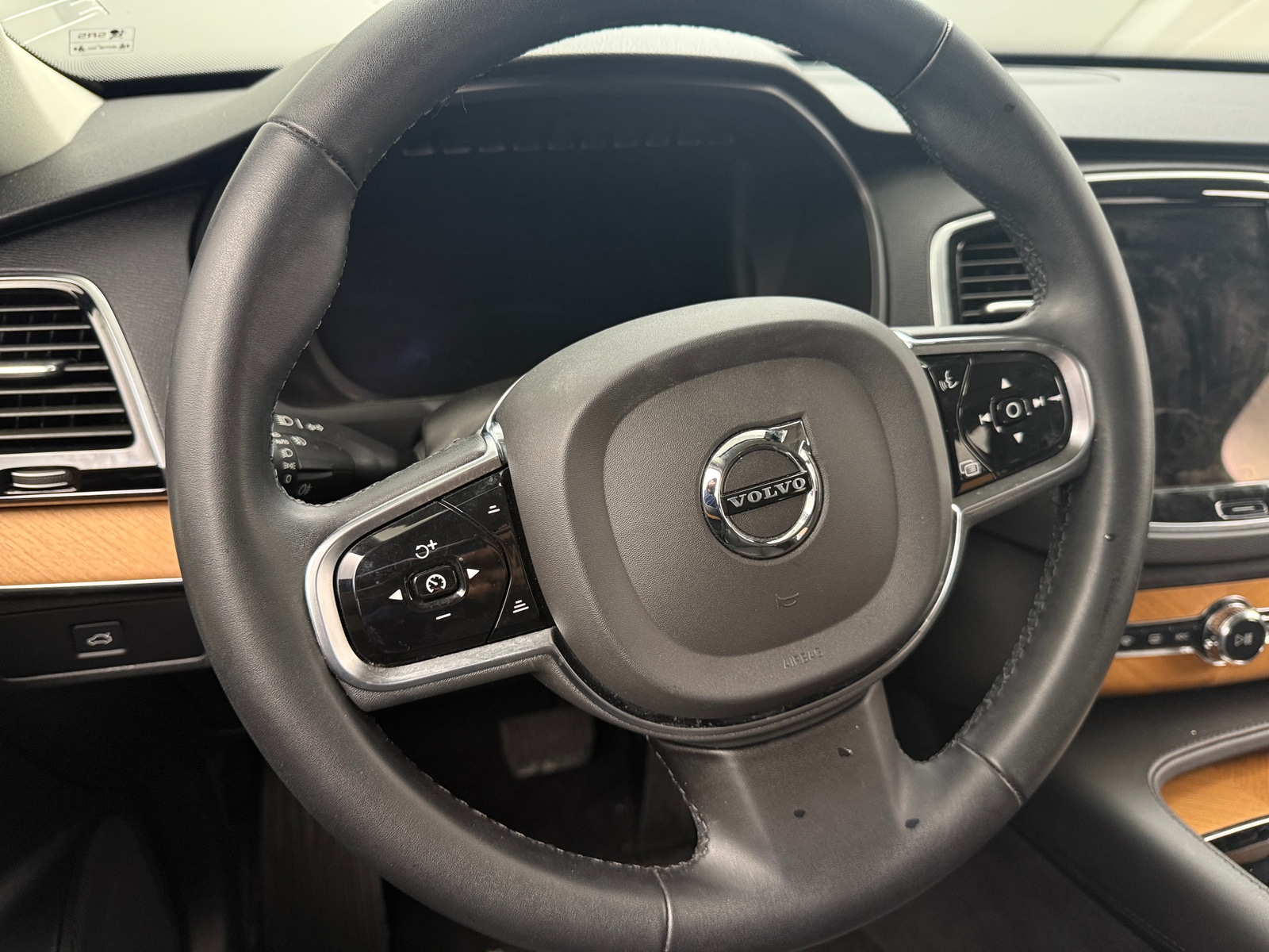 Thumbnail: 2024 Volvo XC90 - 4