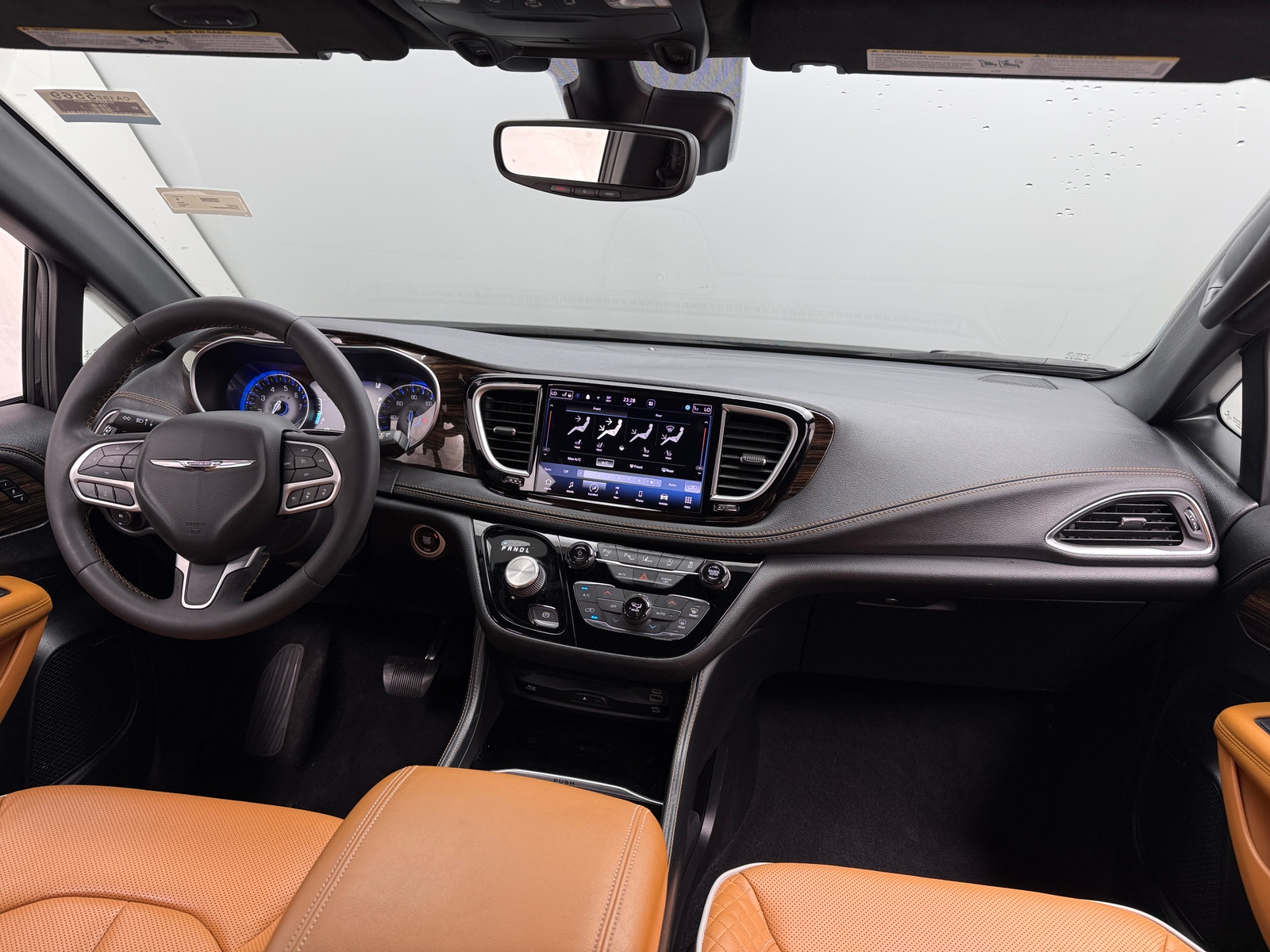 Thumbnail: 2022 Chrysler Pacifica - 2