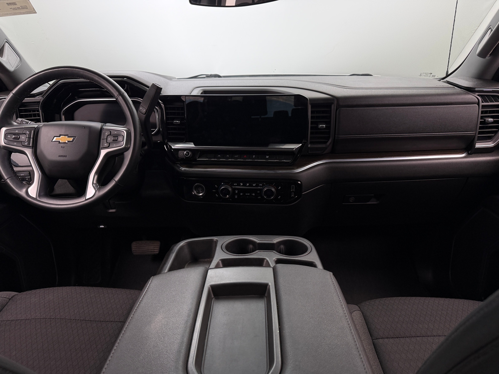 Thumbnail: 2023 Chevrolet Silverado 1500 - 3