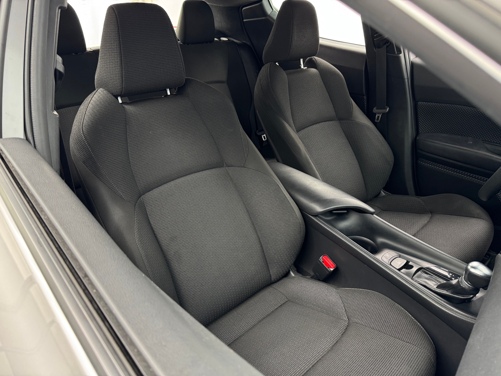 Thumbnail: 2019 Toyota C-HR - 2