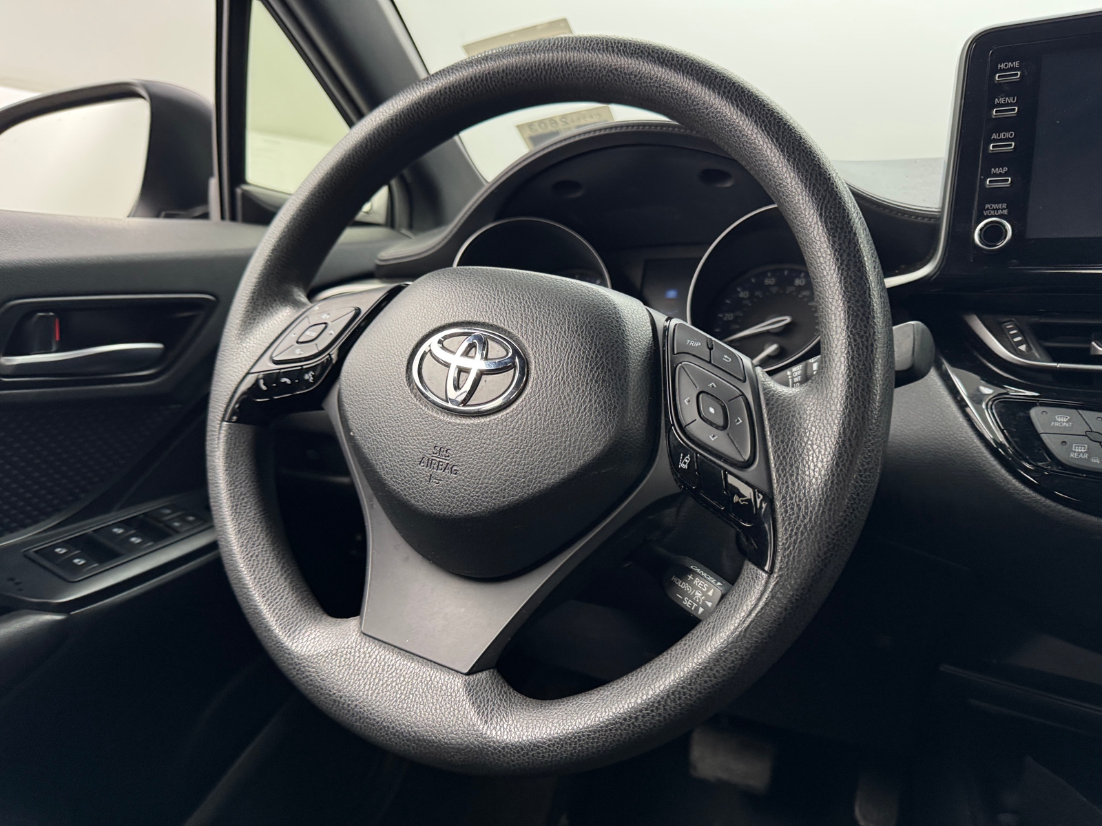 Thumbnail: 2019 Toyota C-HR - 5