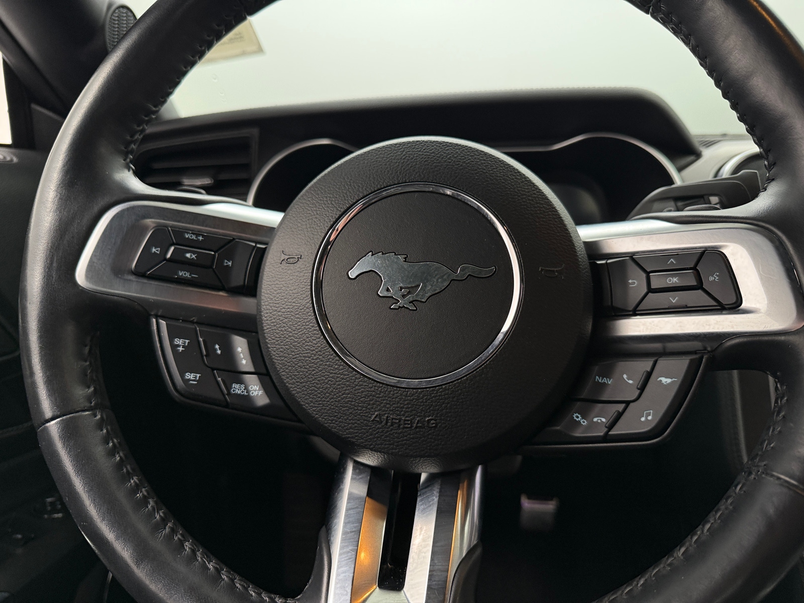 Thumbnail: 2019 Ford Mustang - 3