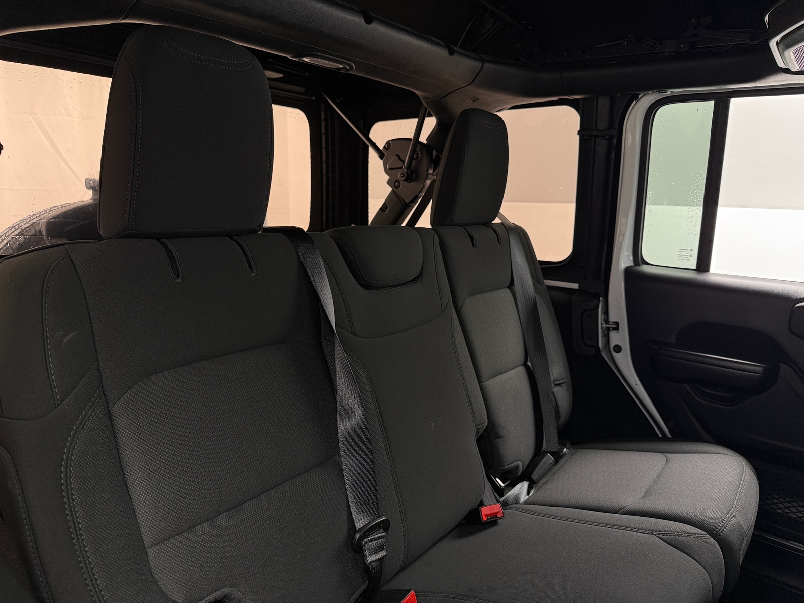 Thumbnail: 2021 Jeep Wrangler - 6