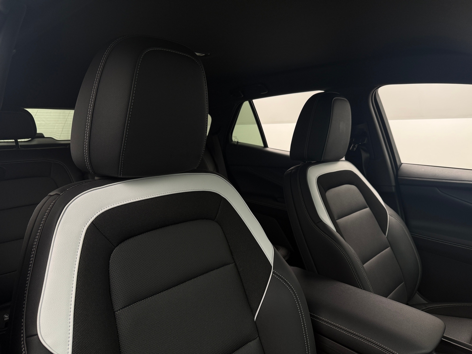 Thumbnail: 2024 Chevrolet Blazer EV - 2