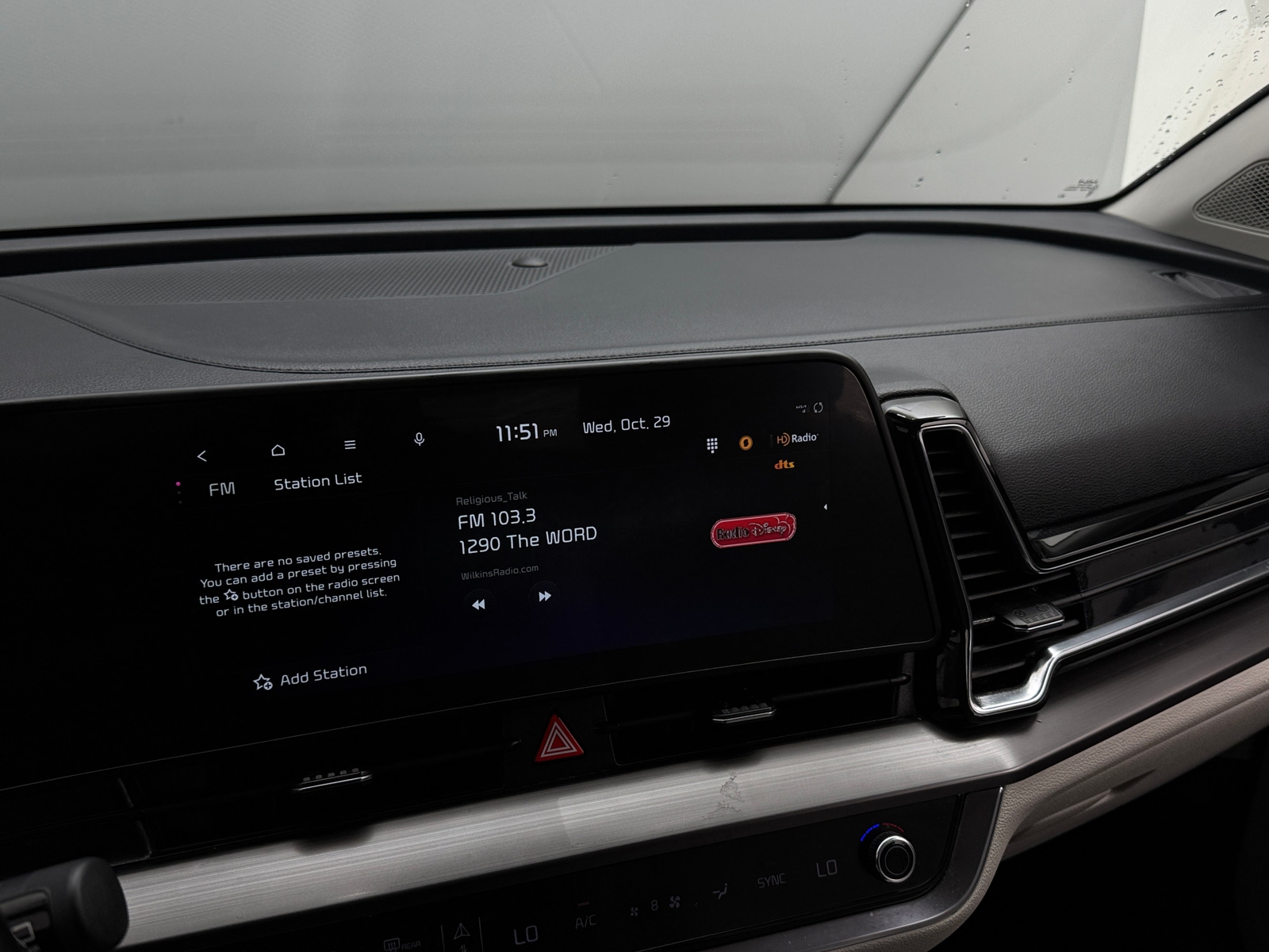 Thumbnail: 2023 Kia Sportage - 3