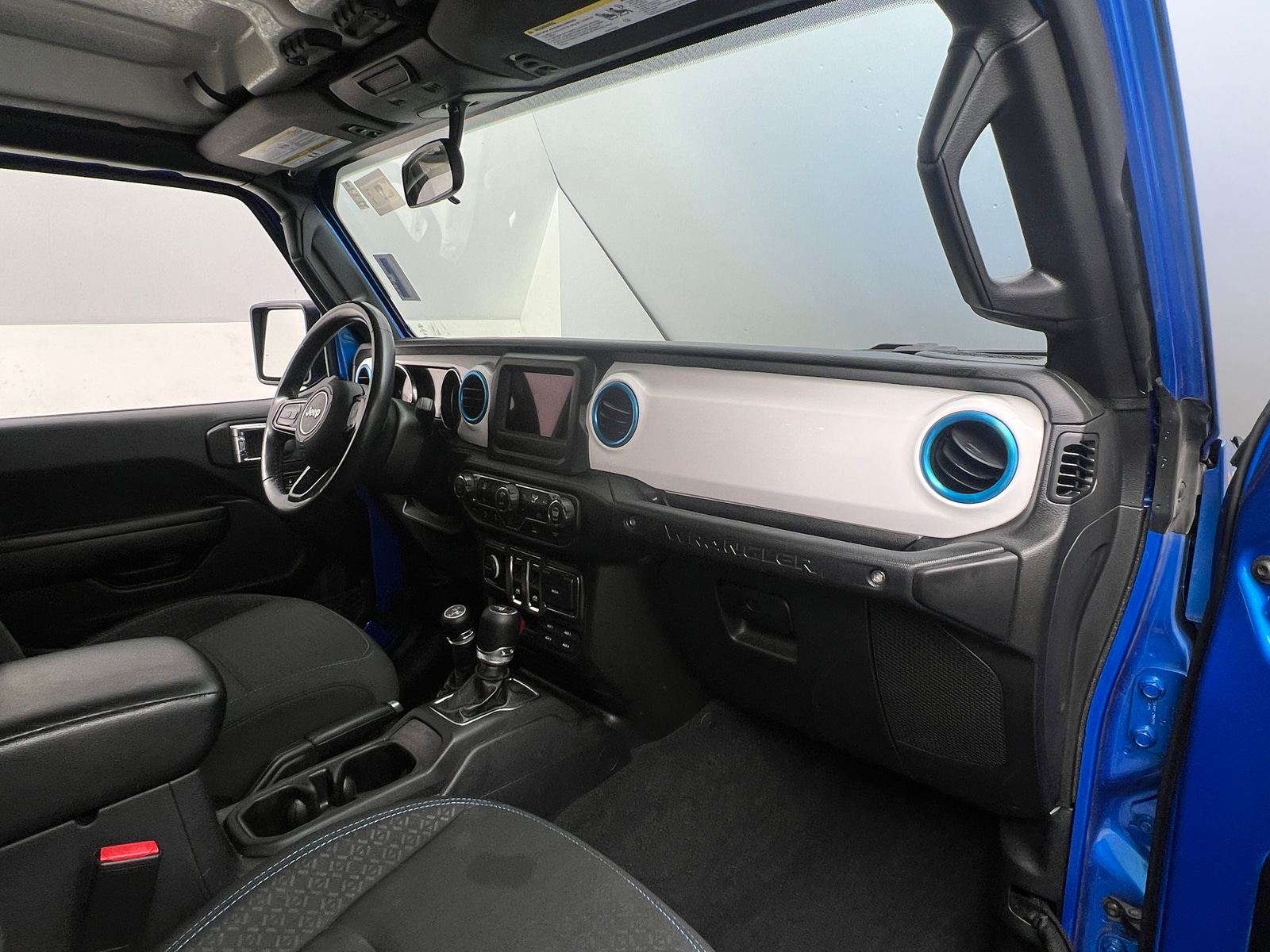 Thumbnail: 2021 Jeep Wrangler - 3