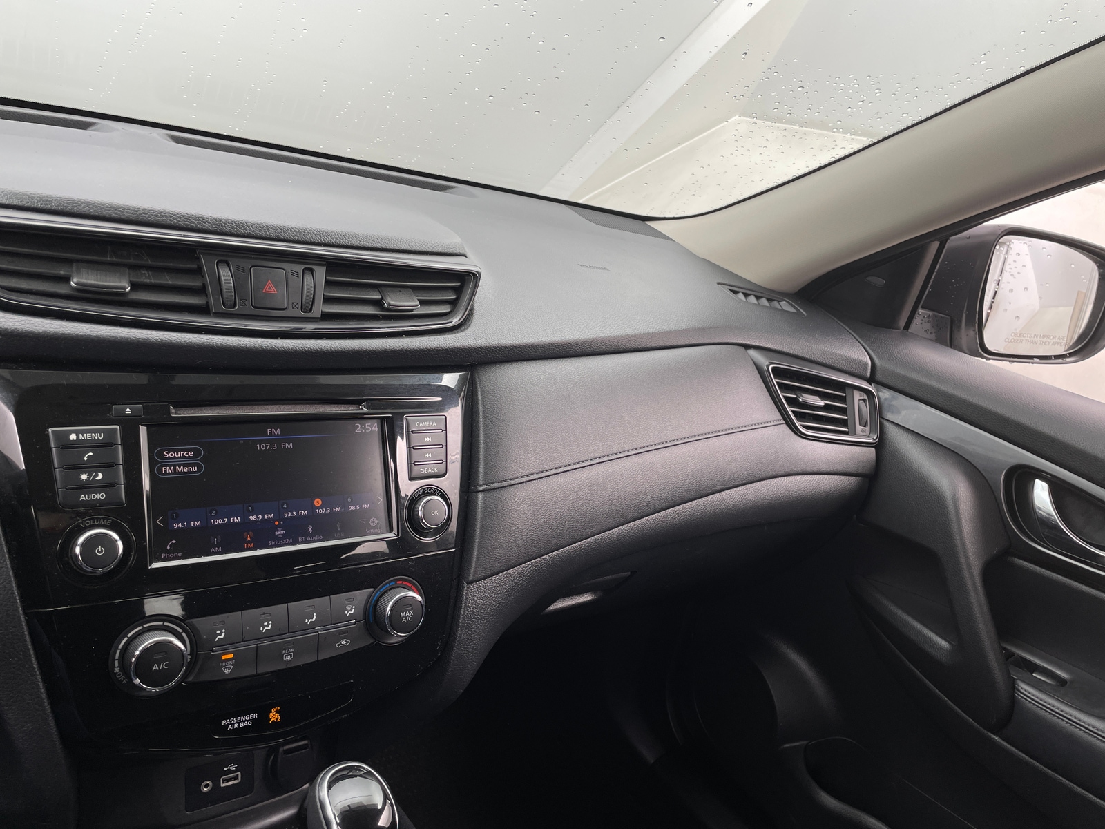 Thumbnail: 2018 Nissan Rogue - 4