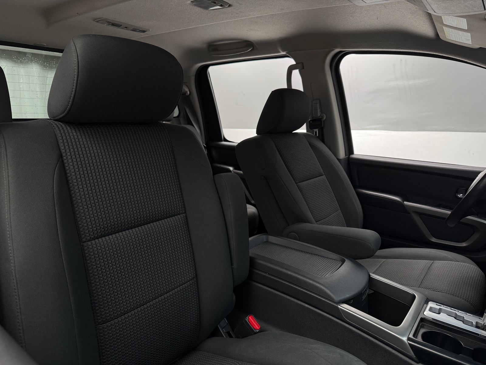 Thumbnail: 2015 Nissan Titan - 2