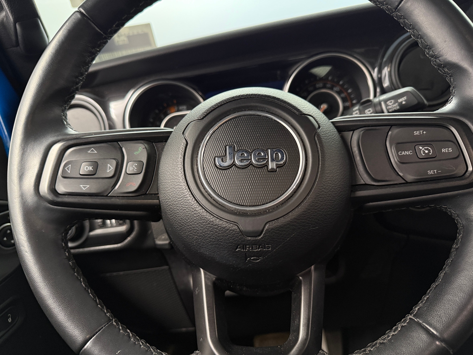 Thumbnail: 2022 Jeep Wrangler - 5