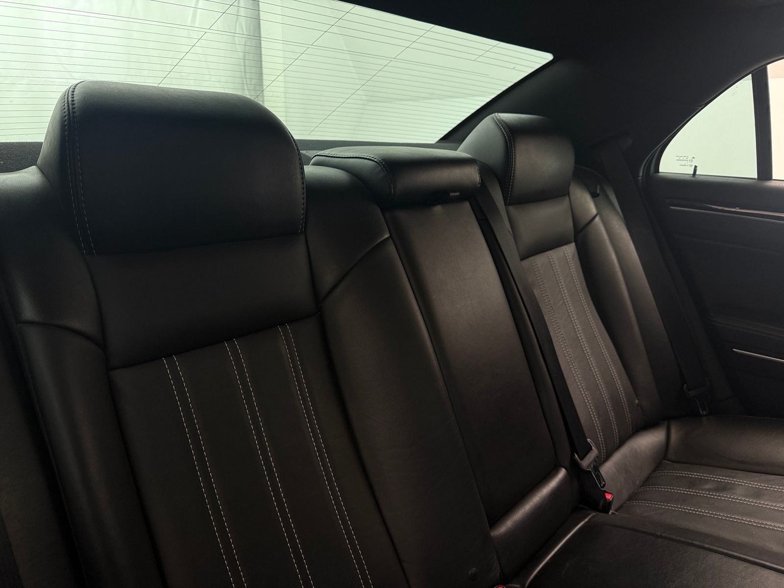 Thumbnail: 2018 Chrysler 300 - 5