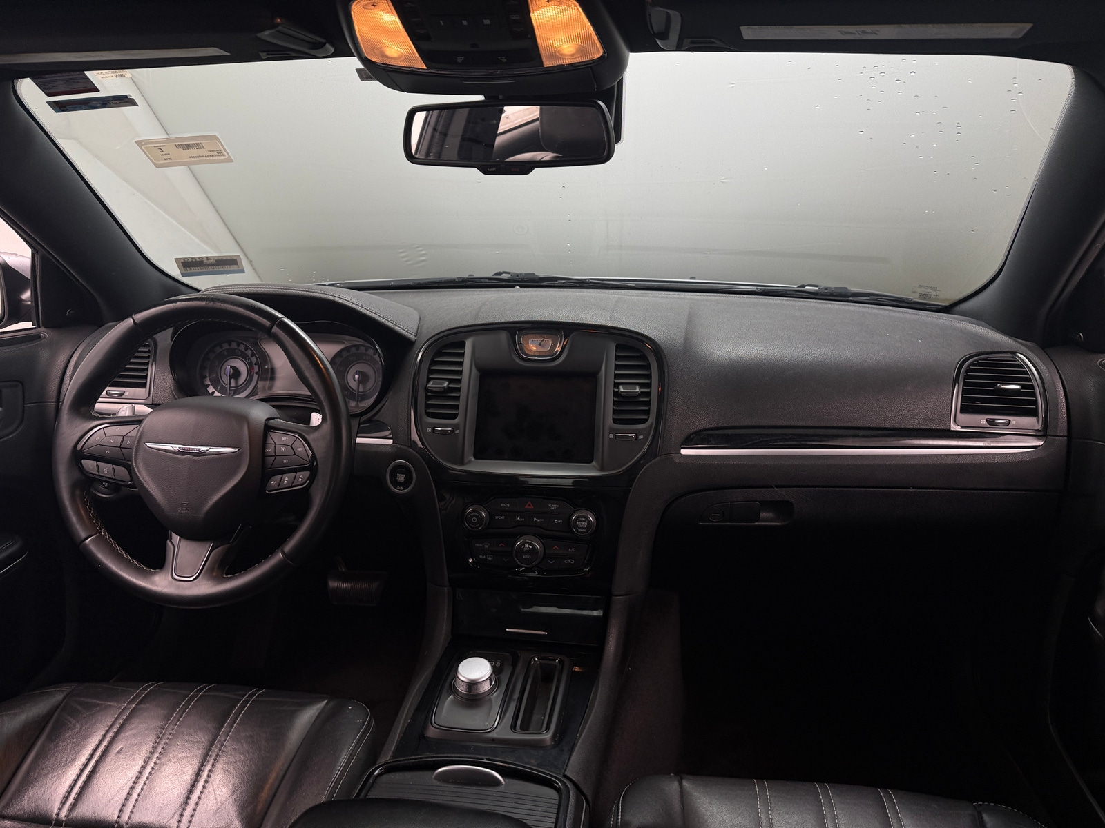 Thumbnail: 2018 Chrysler 300 - 2