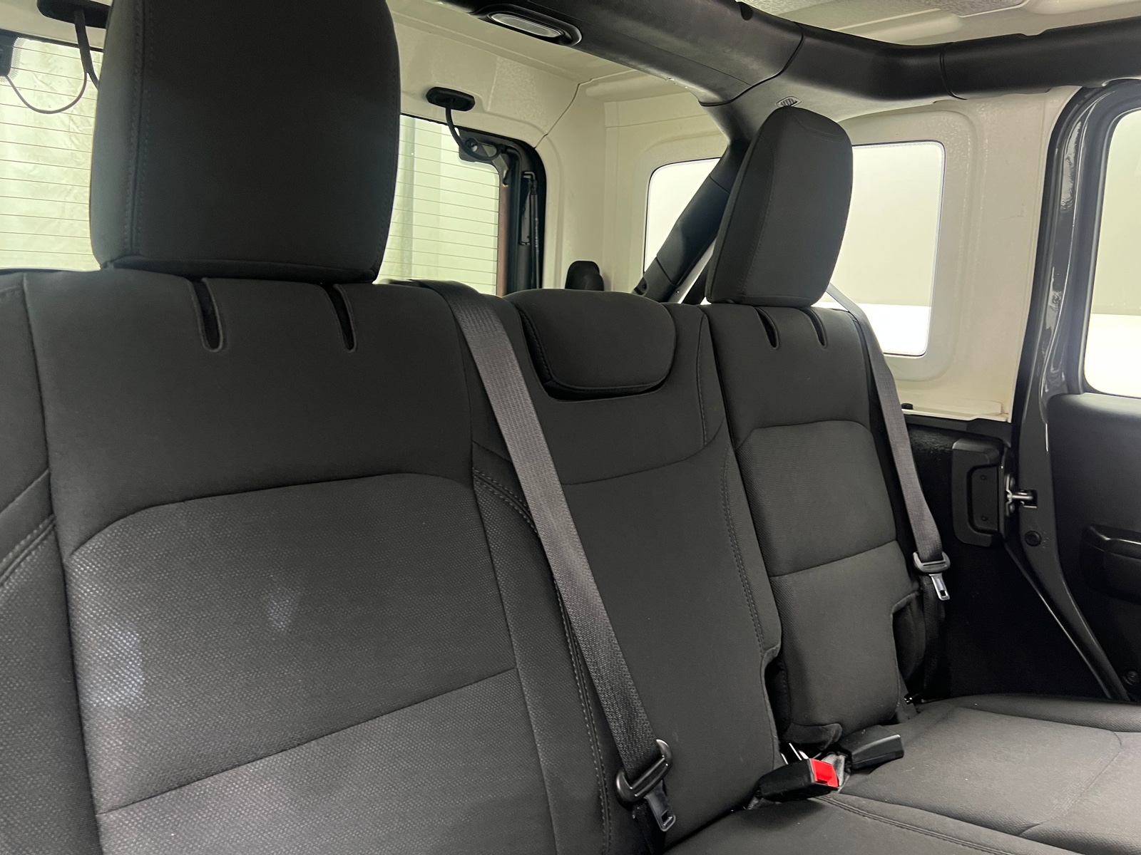 Thumbnail: 2020 Jeep Wrangler - 6