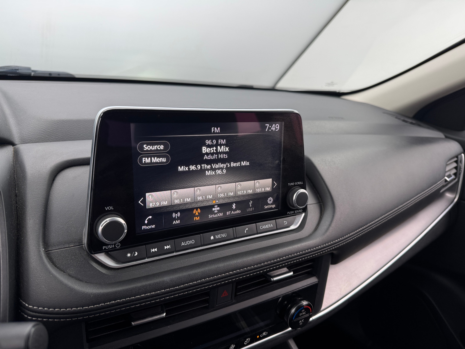 Thumbnail: 2024 Nissan Rogue - 4