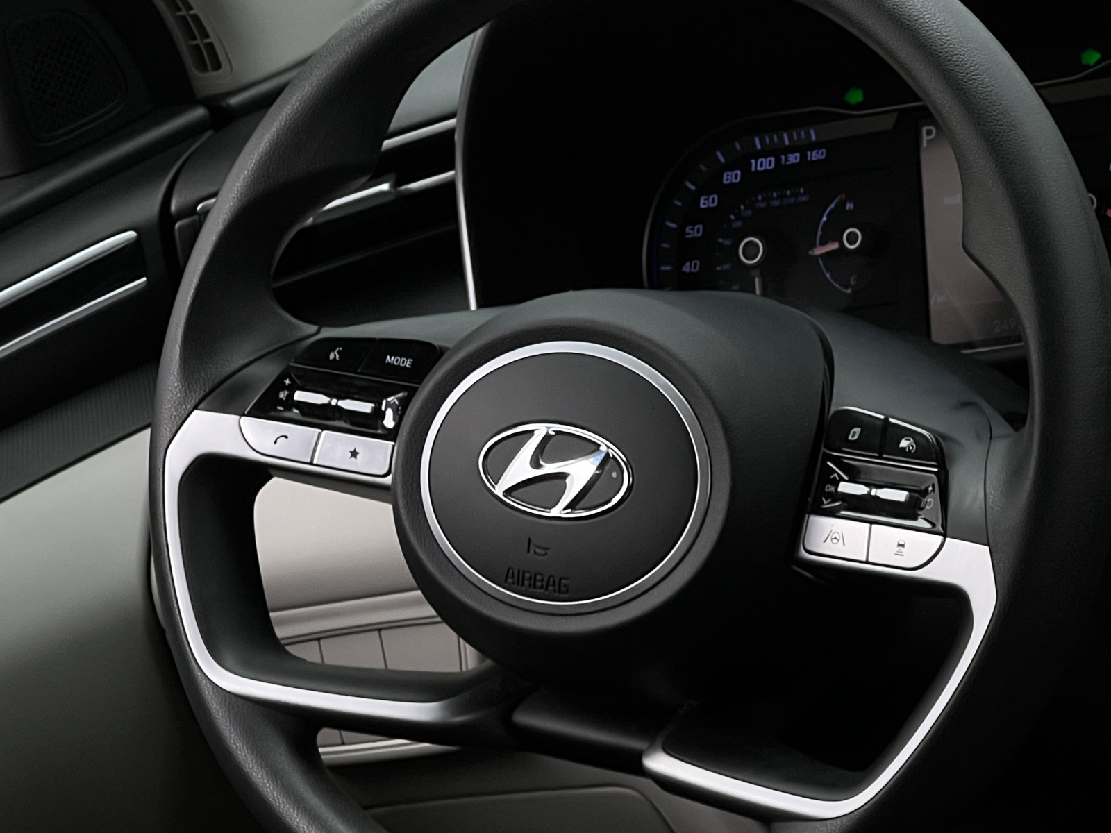 Thumbnail: 2023 Hyundai Tucson - 5