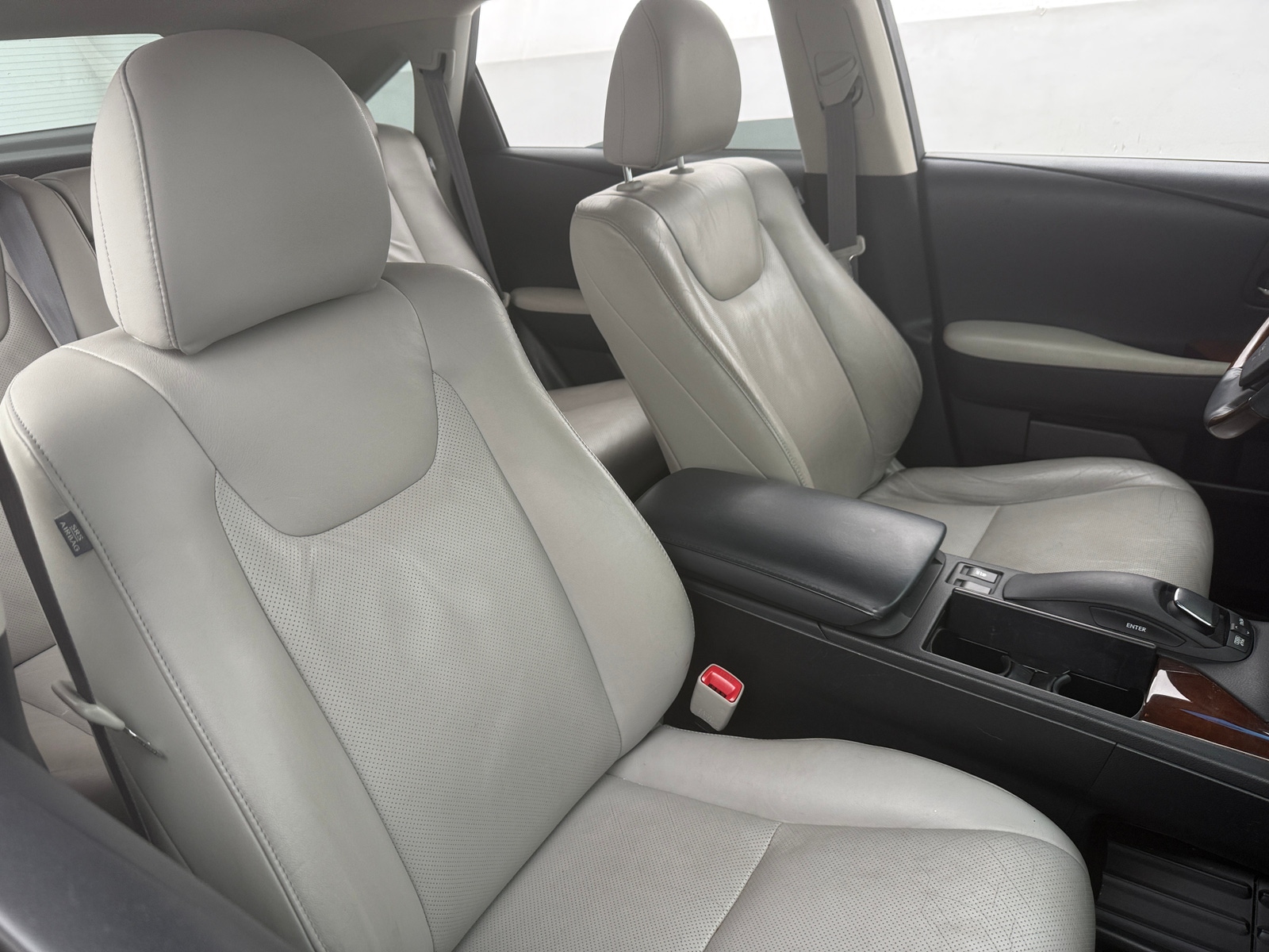 Thumbnail: 2010 Lexus RX - 2