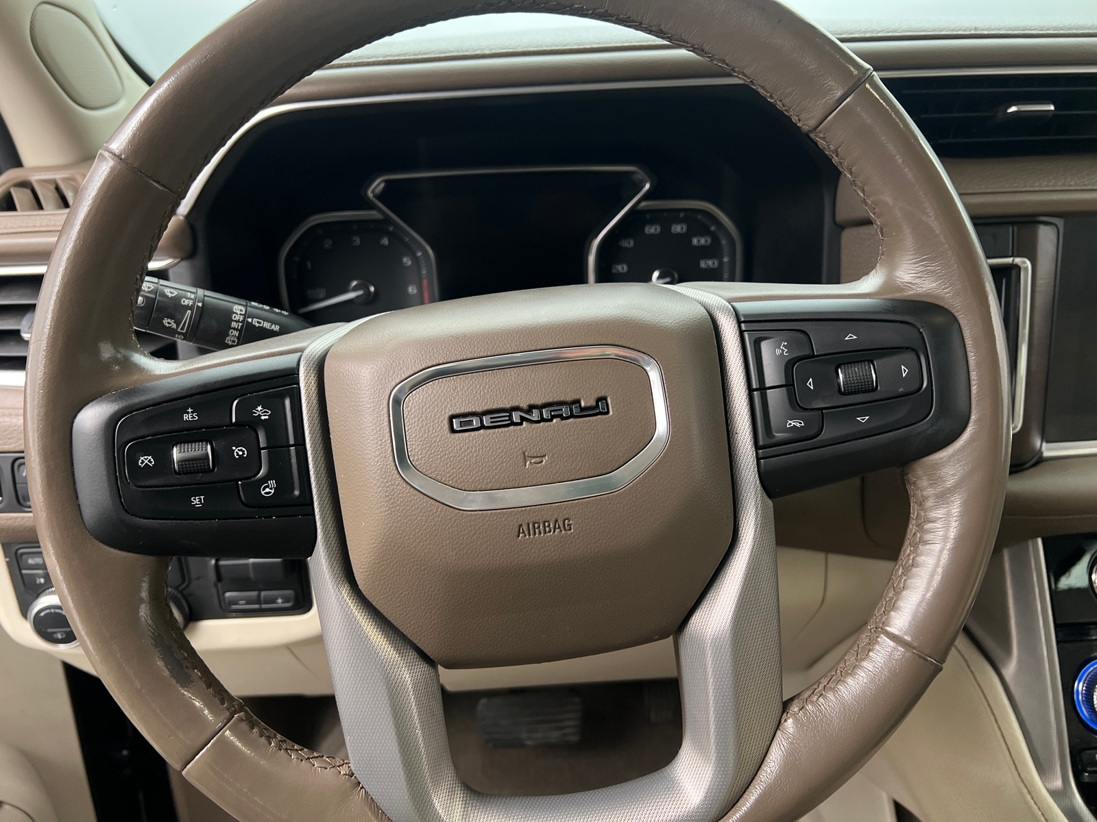 Thumbnail: 2021 GMC Yukon - 4