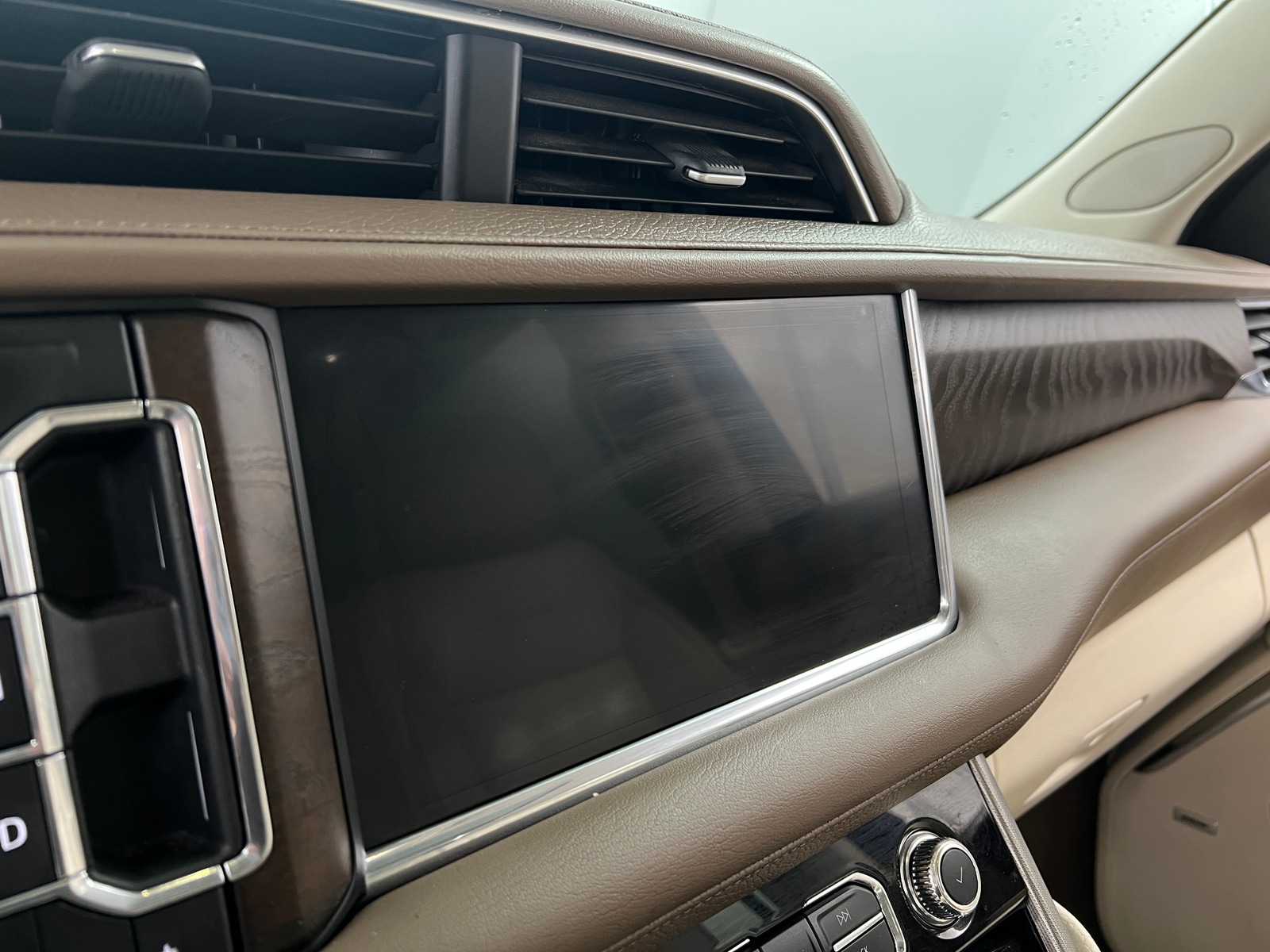 Thumbnail: 2021 GMC Yukon - 3