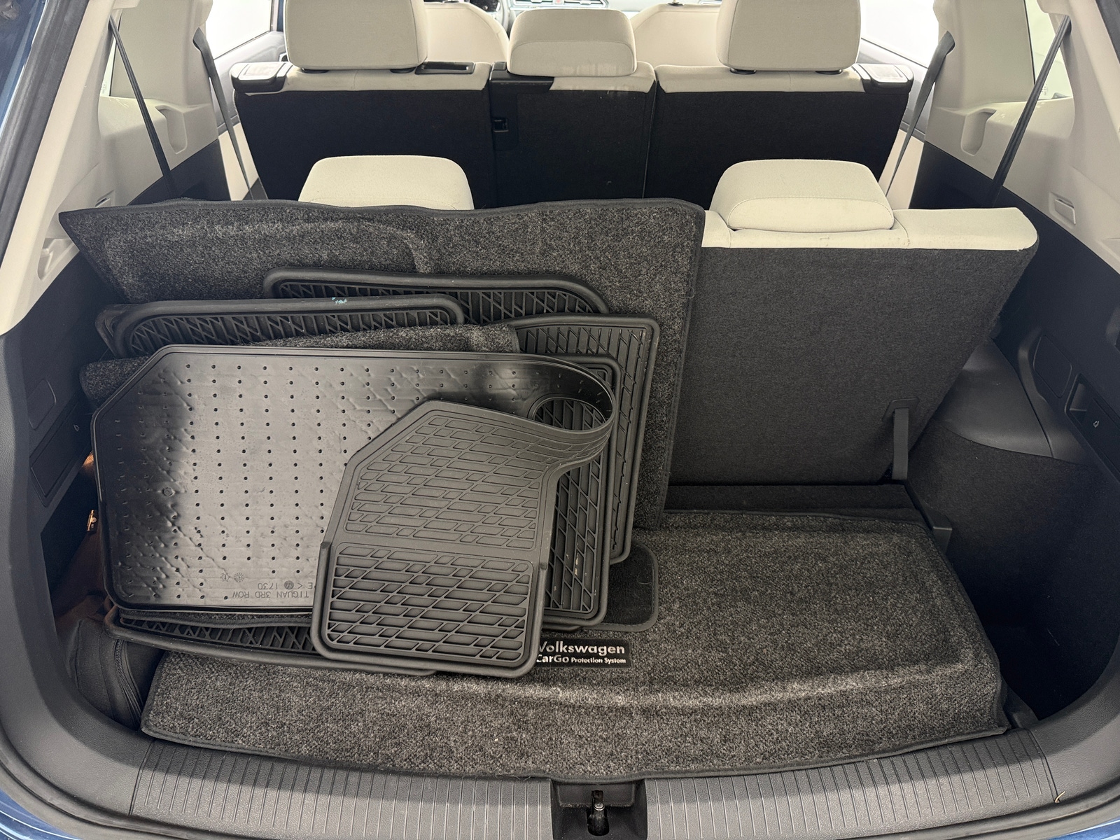 Thumbnail: 2018 Volkswagen Tiguan - 7