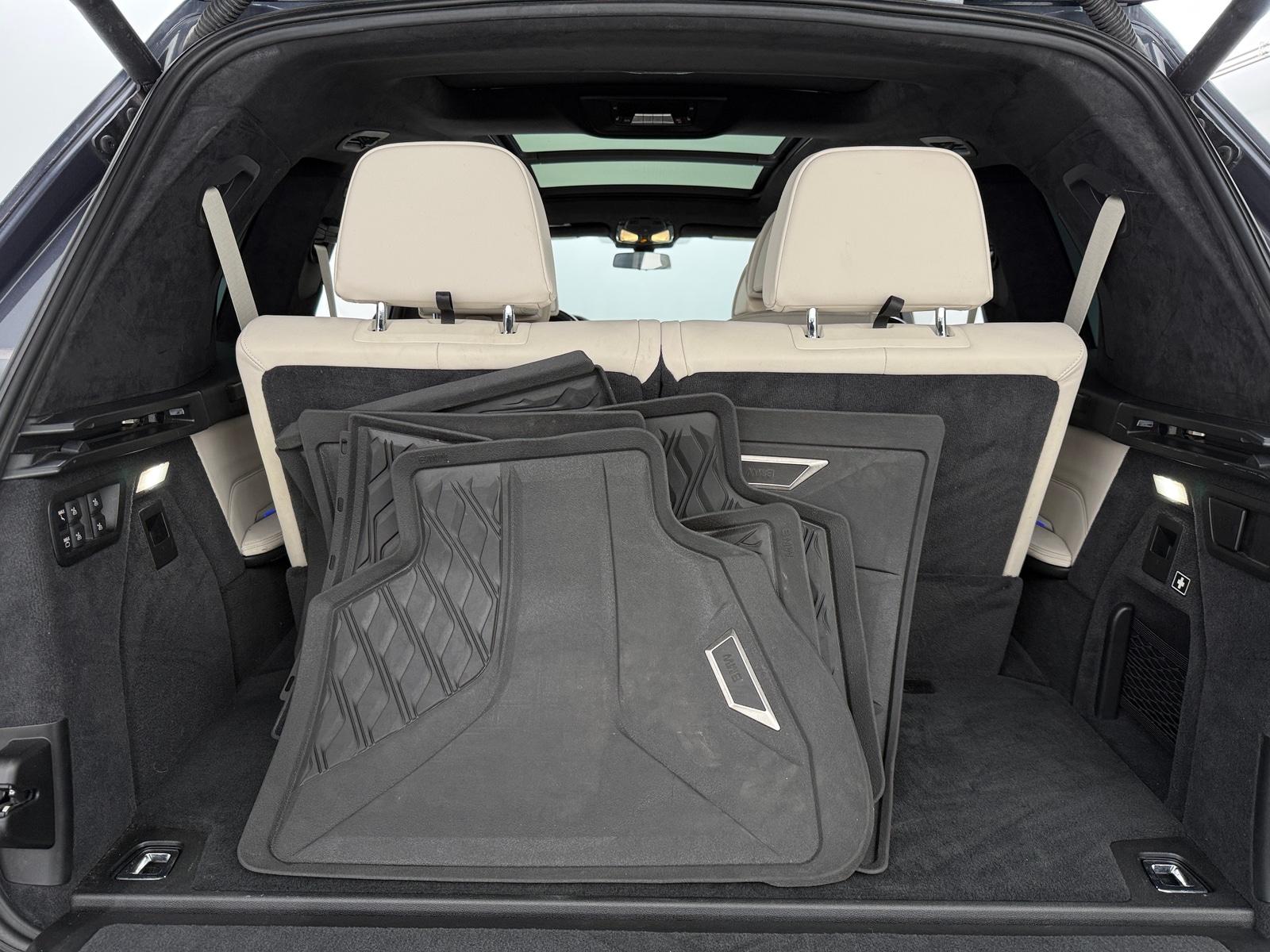 Thumbnail: 2020 BMW X7 - 6