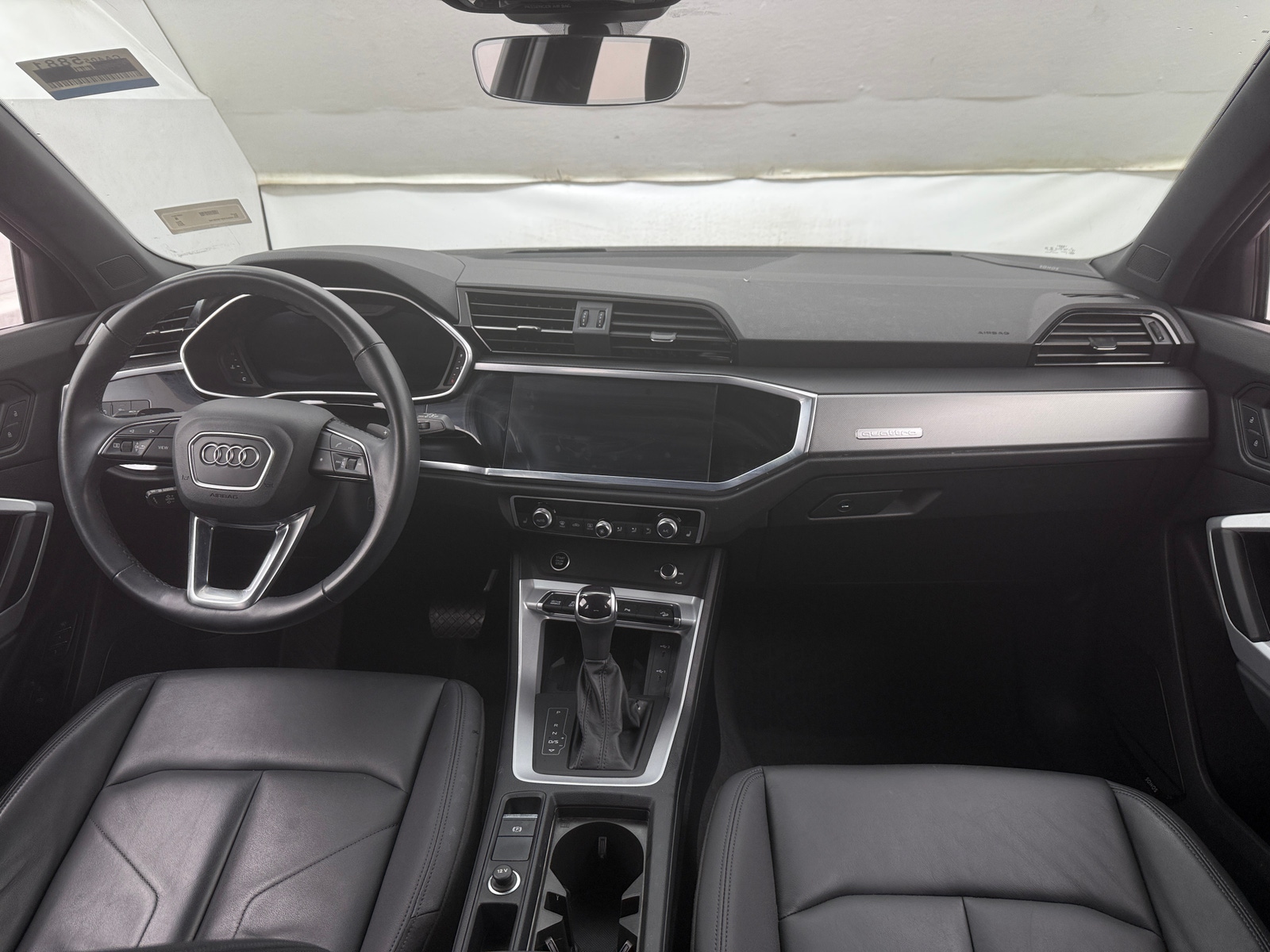 Thumbnail: 2023 Audi Q3 - 2