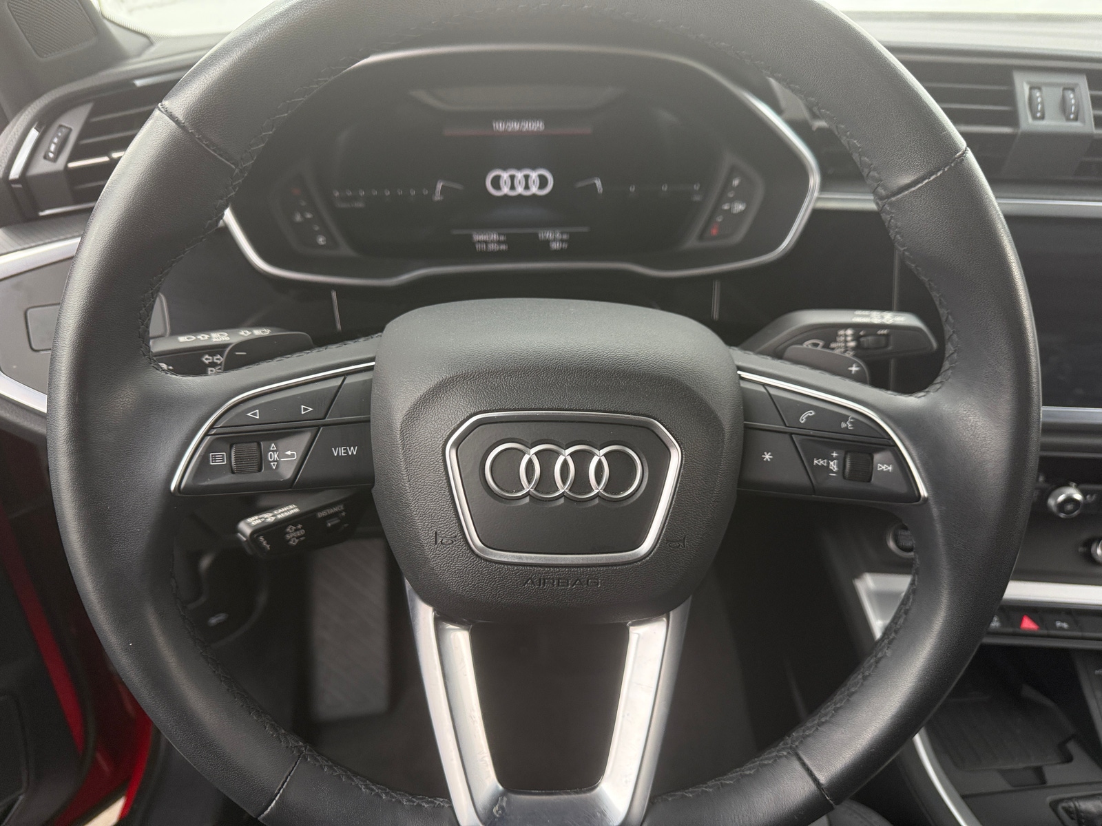 Thumbnail: 2023 Audi Q3 - 4