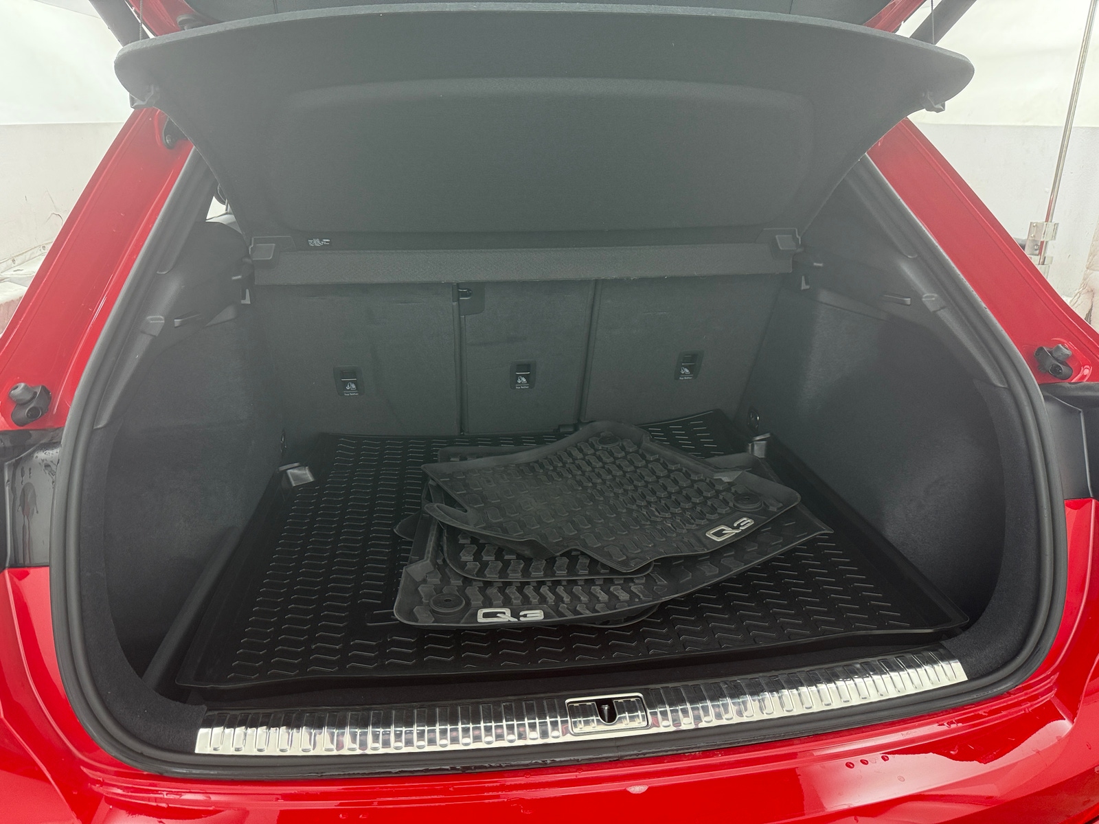 Thumbnail: 2023 Audi Q3 - 6