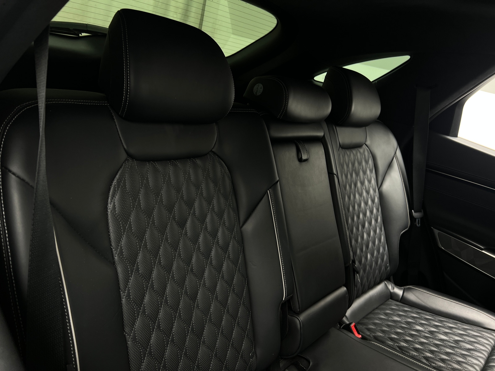 Thumbnail: 2022 Genesis GV70 - 5