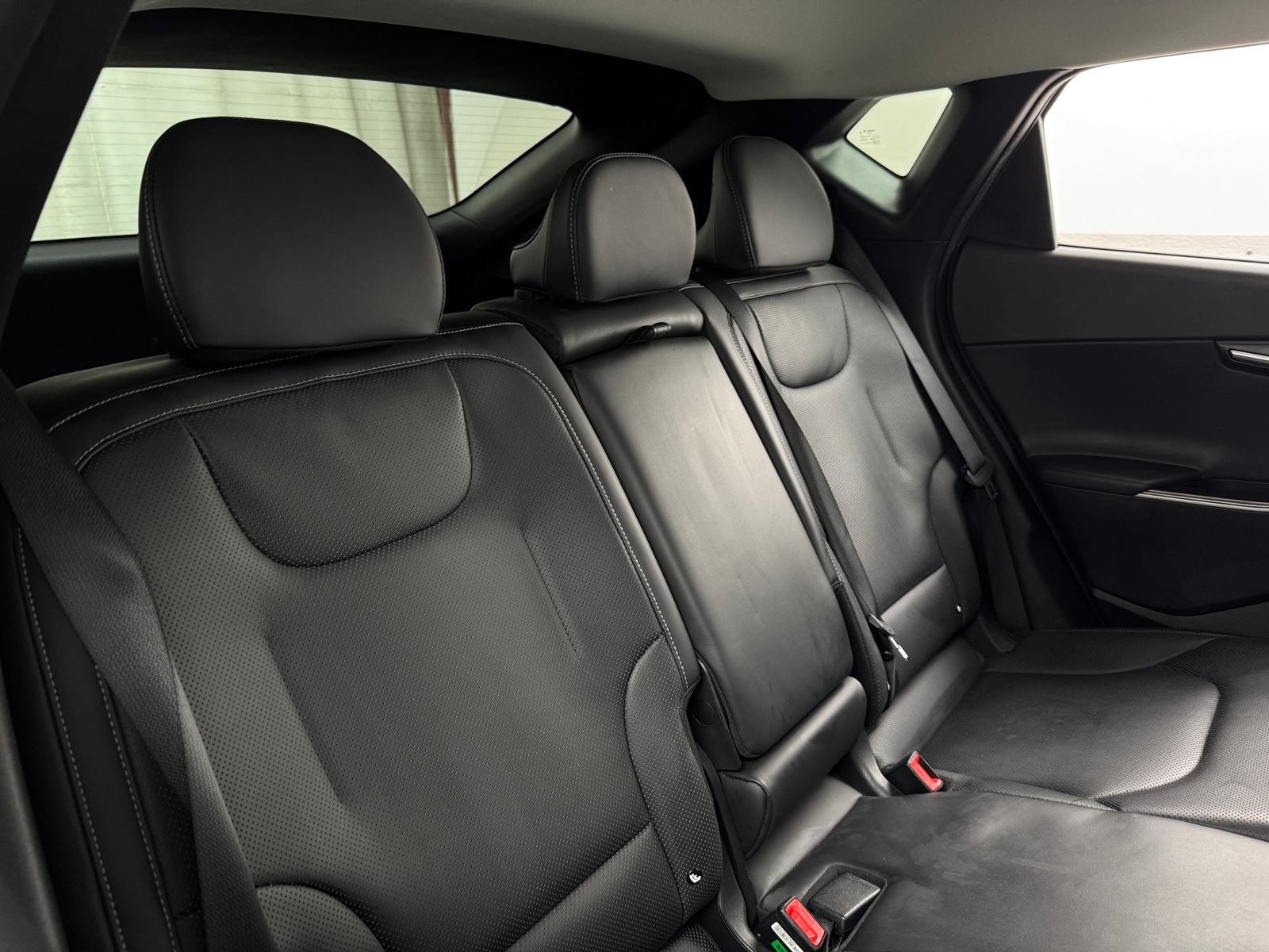 Thumbnail: 2022 Kia EV6 - 5