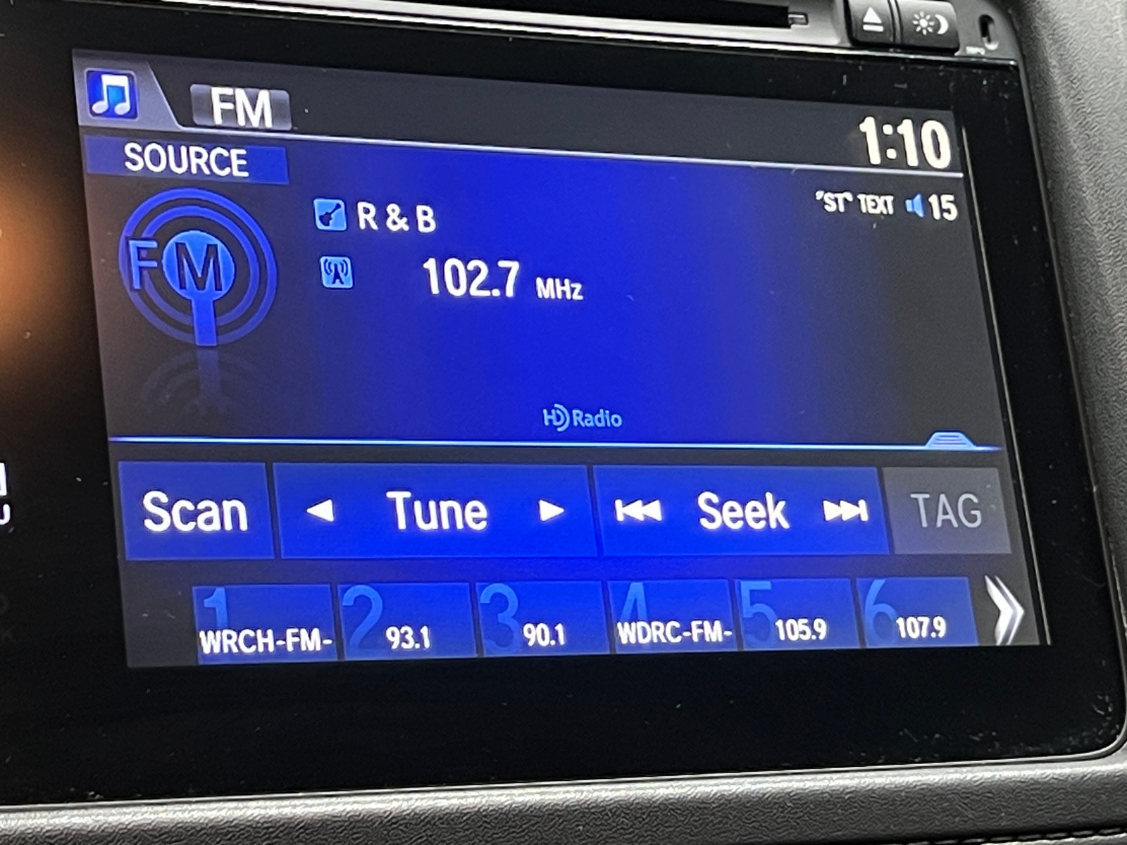 Thumbnail: 2016 Honda HR-V - 4