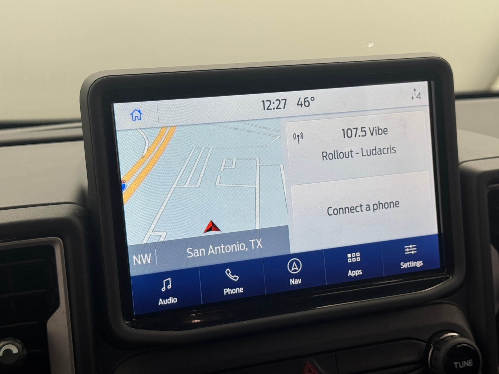 Thumbnail: 2021 Ford Bronco Sport - 3