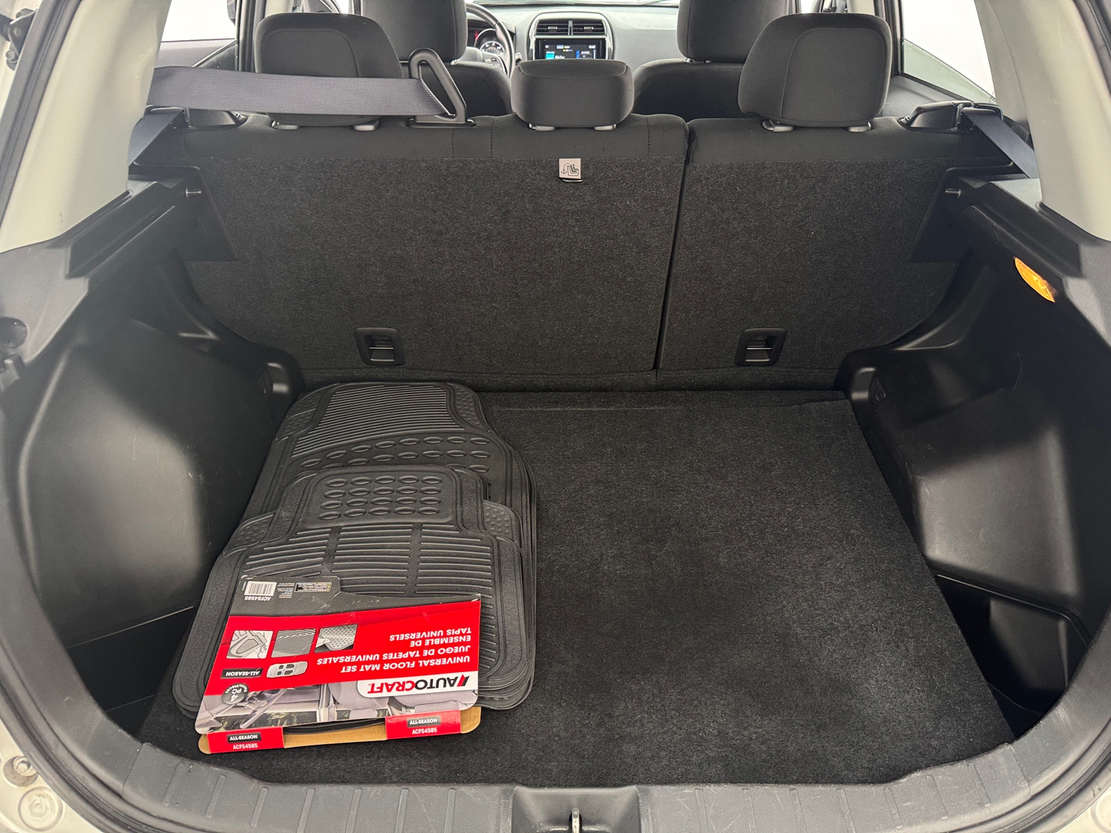 Thumbnail: 2020 Mitsubishi Outlander Sport - 7