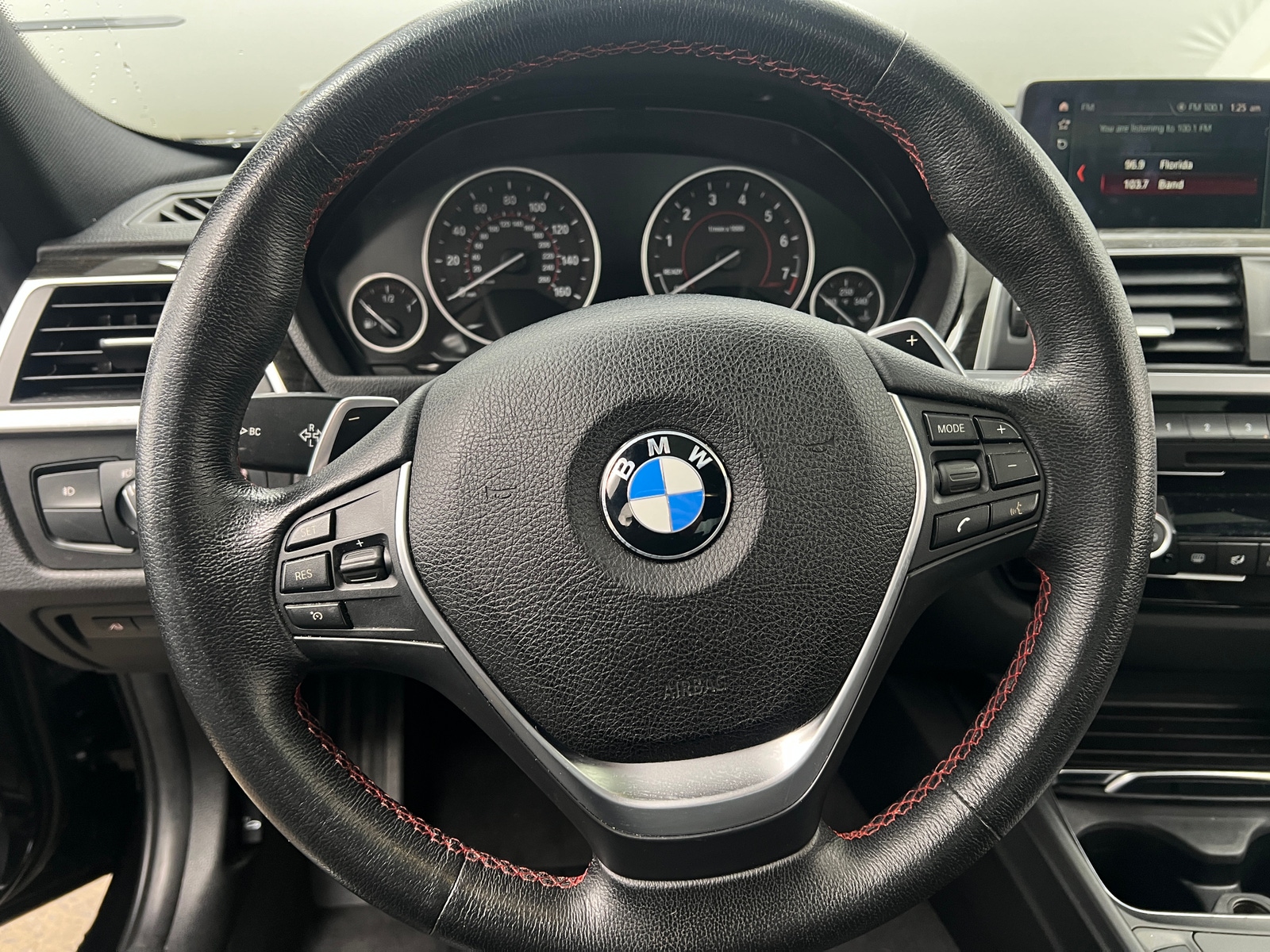 Thumbnail: 2018 BMW 3 Series - 4