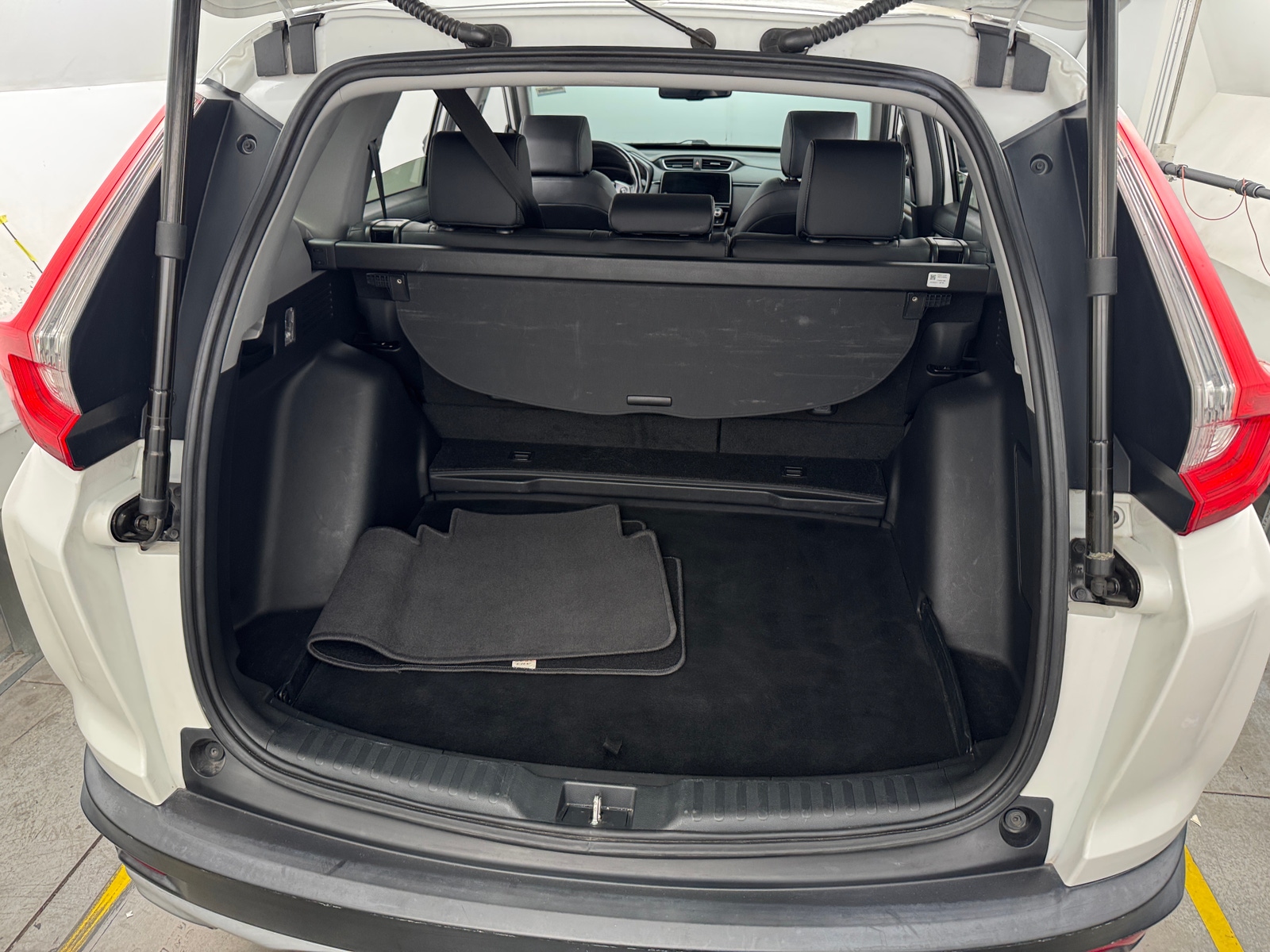 Thumbnail: 2019 Honda CR-V - 6