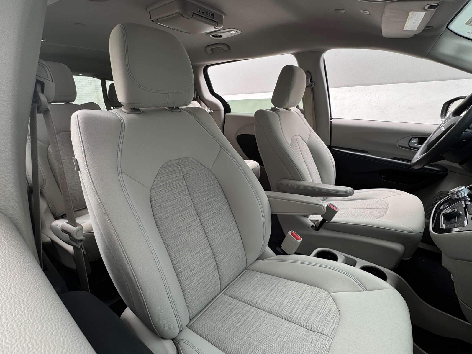 Thumbnail: 2018 Chrysler Pacifica - 2