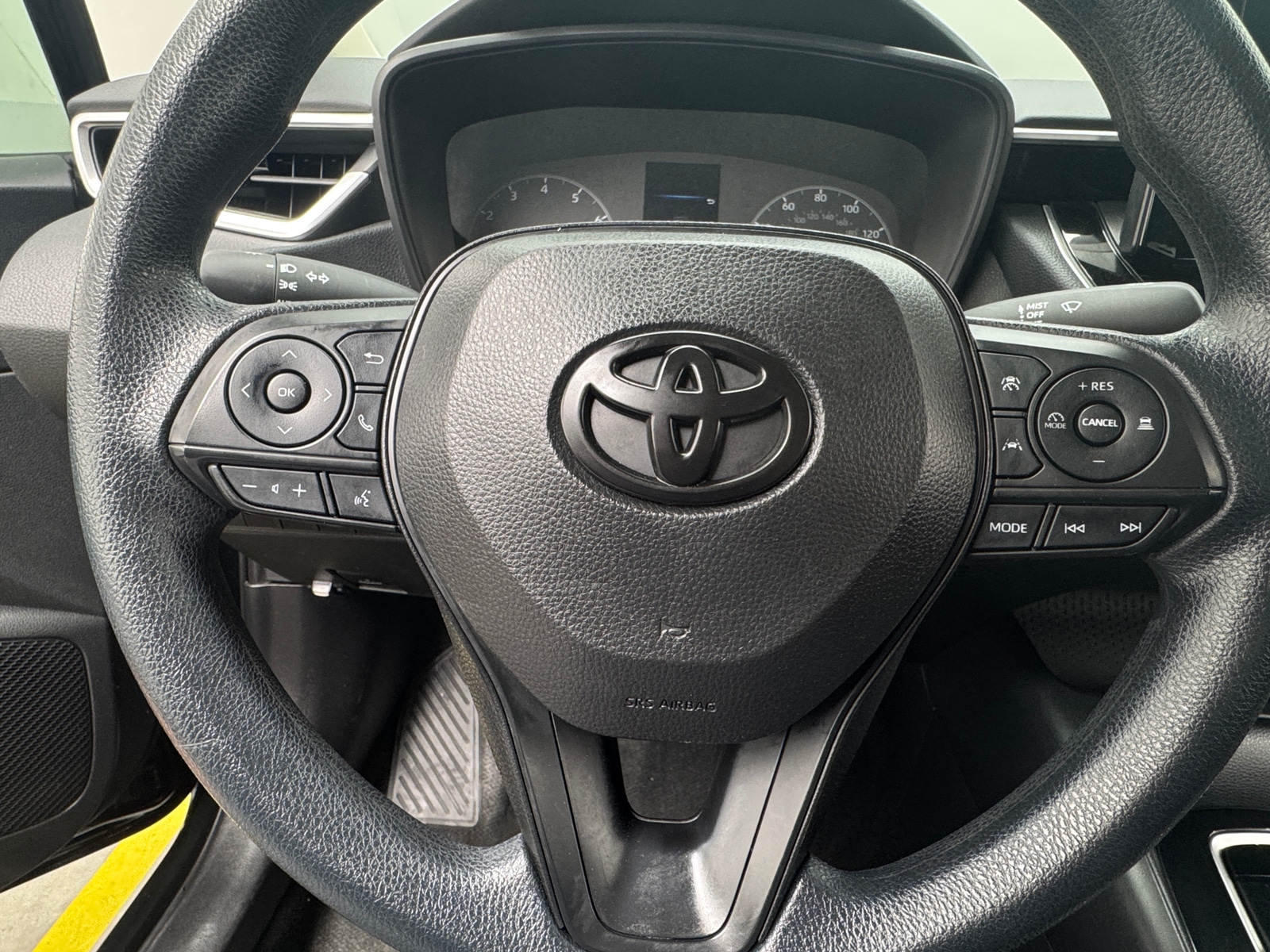 Thumbnail: 2023 Toyota Corolla - 5