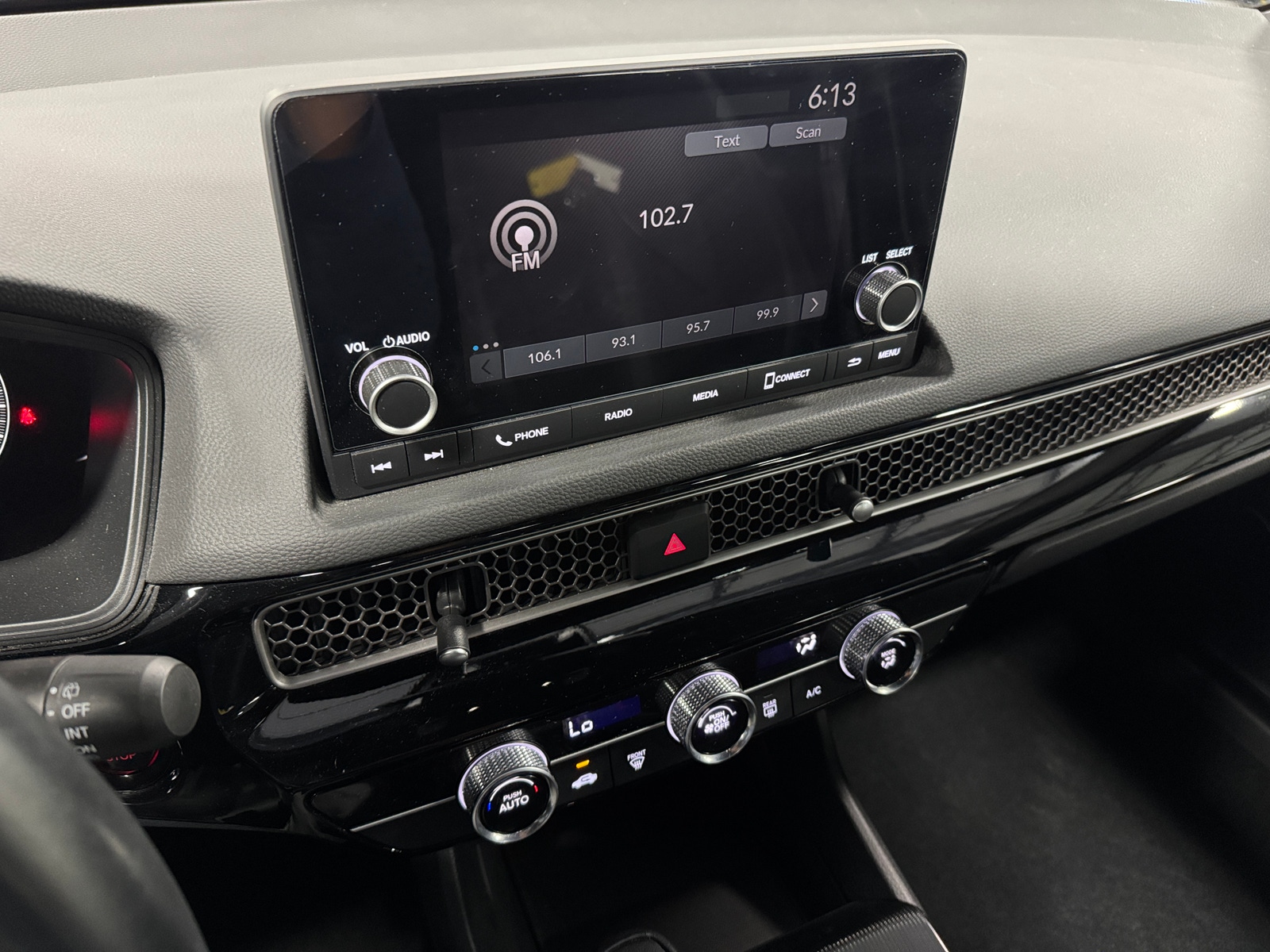 Thumbnail: 2024 Honda Civic - 4