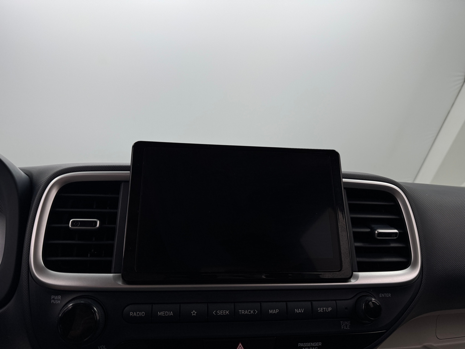 Thumbnail: 2024 Hyundai Venue - 4