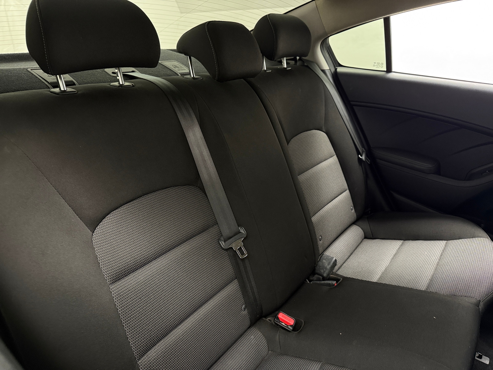 Thumbnail: 2017 Kia Forte - 6