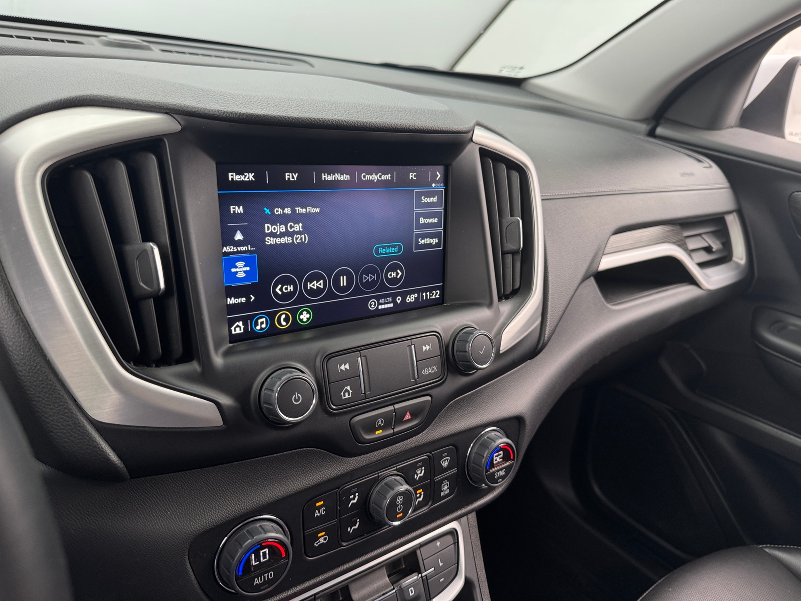 Thumbnail: 2024 GMC Terrain - 3