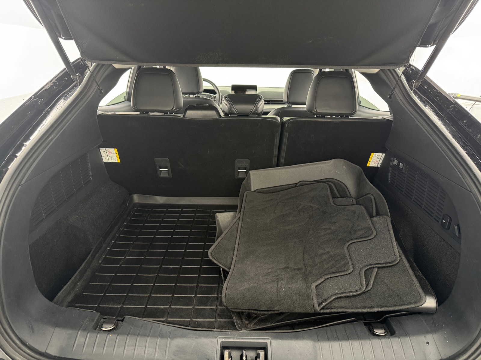 Thumbnail: 2022 Ford Mustang Mach-E - 6