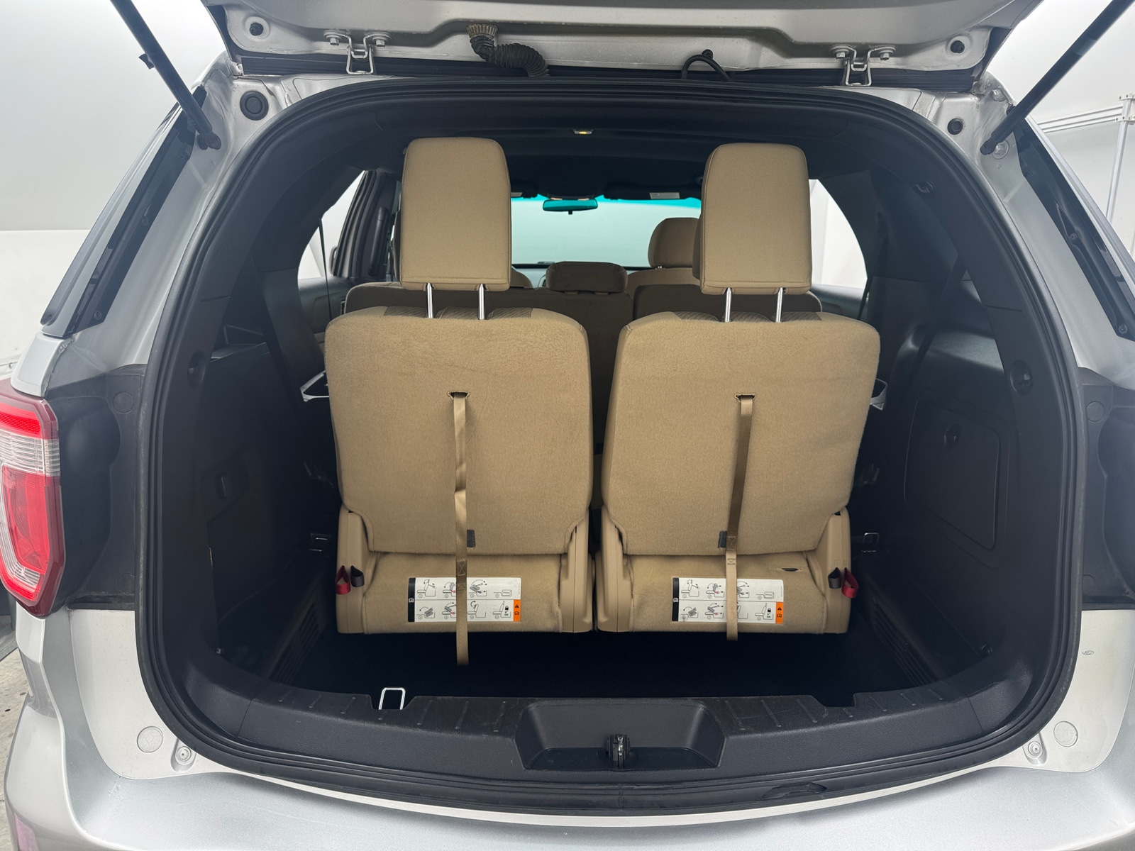 Thumbnail: 2017 Ford Explorer - 7