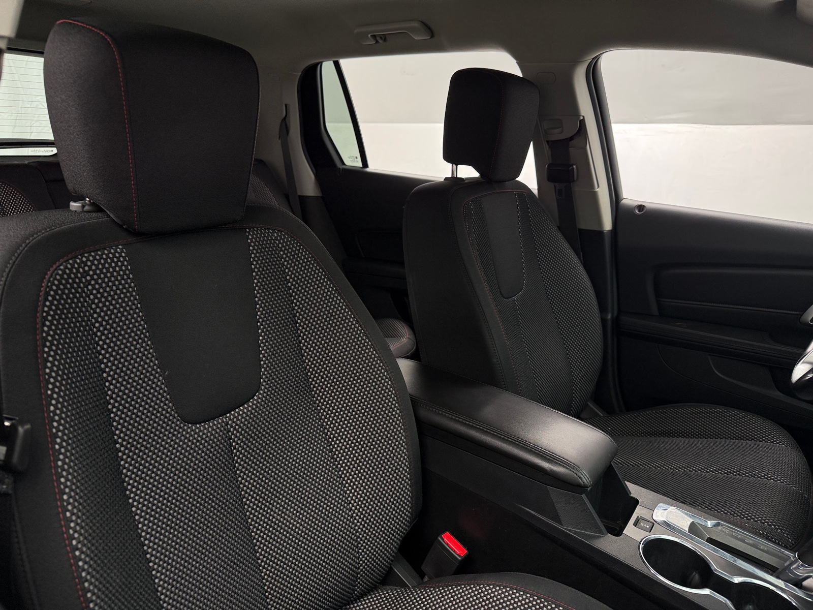 Thumbnail: 2017 GMC Terrain - 2