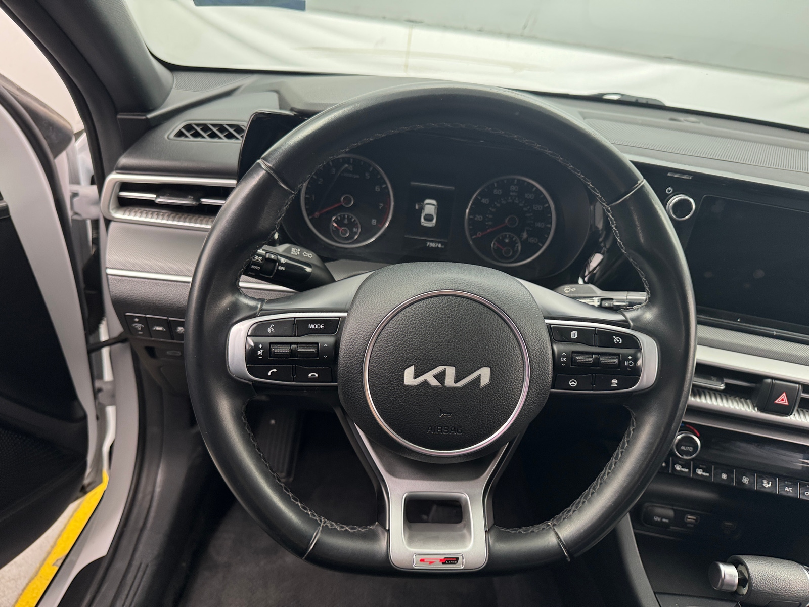 Thumbnail: 2022 Kia K5 - 4